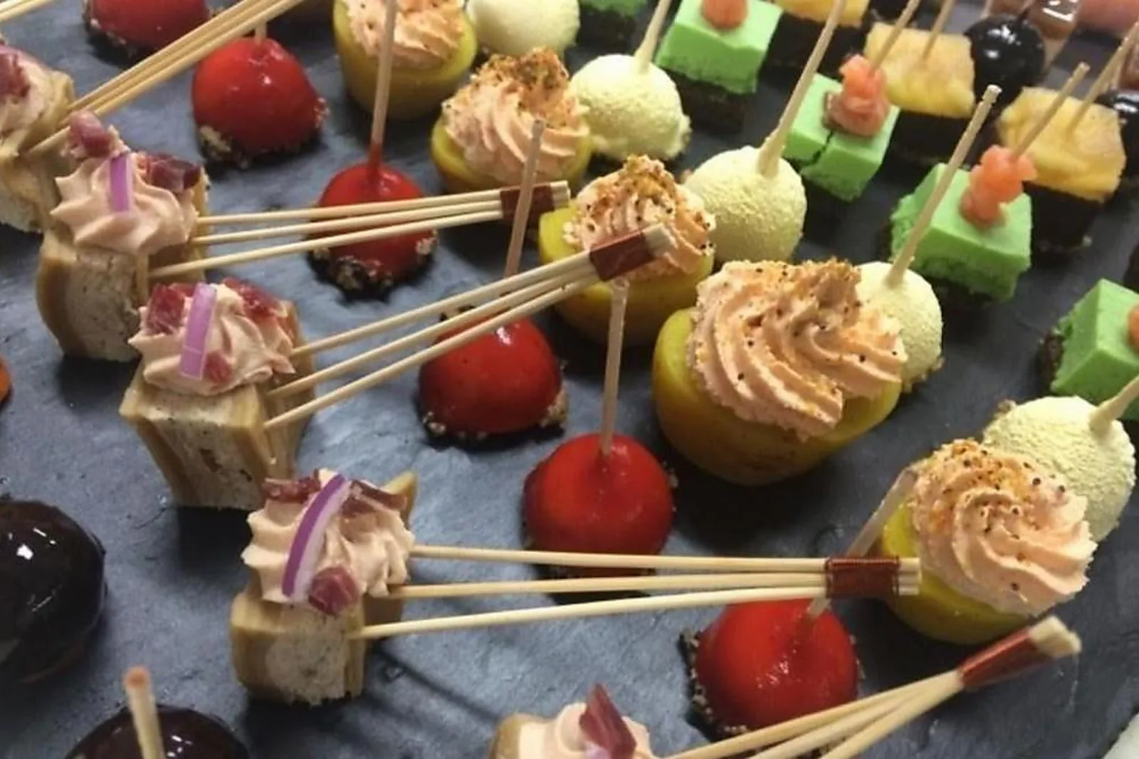 Pays de la Loire, TRAITEURS - LA-ROCHE-SUR-YON (VENDÉE) : SCÉNARIO