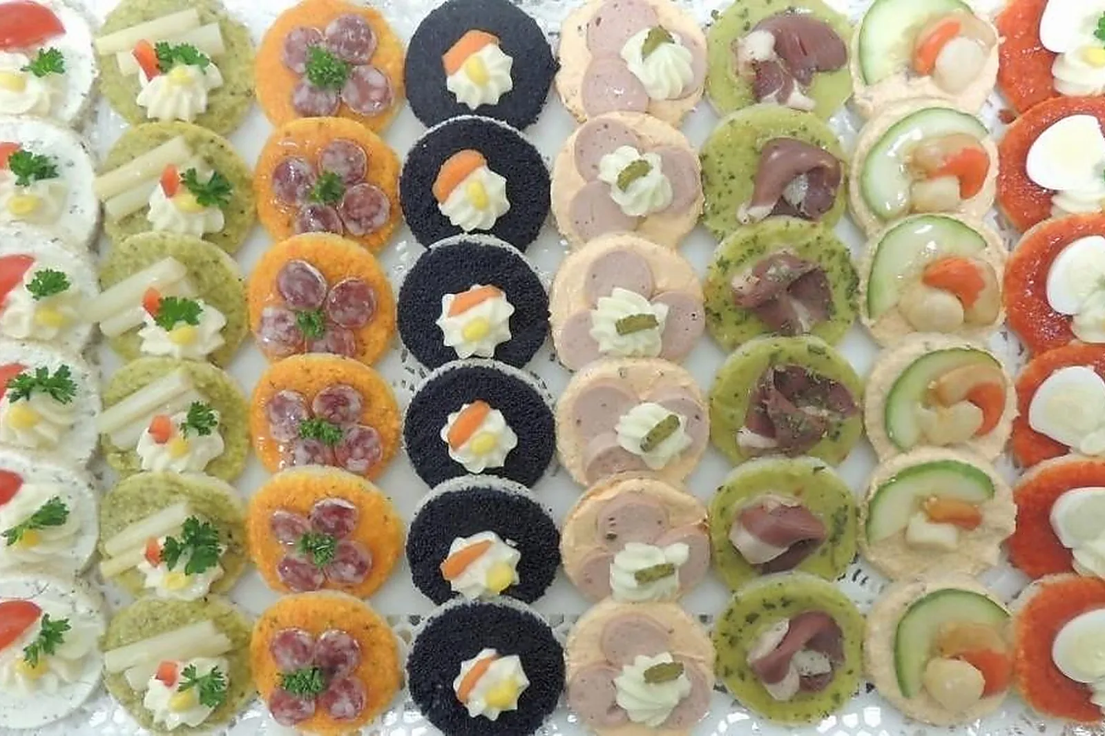 Bourgogne, TRAITEURS - LES AYNANS (HAUTE-SAÔNE) : CARTERON TRAITEUR