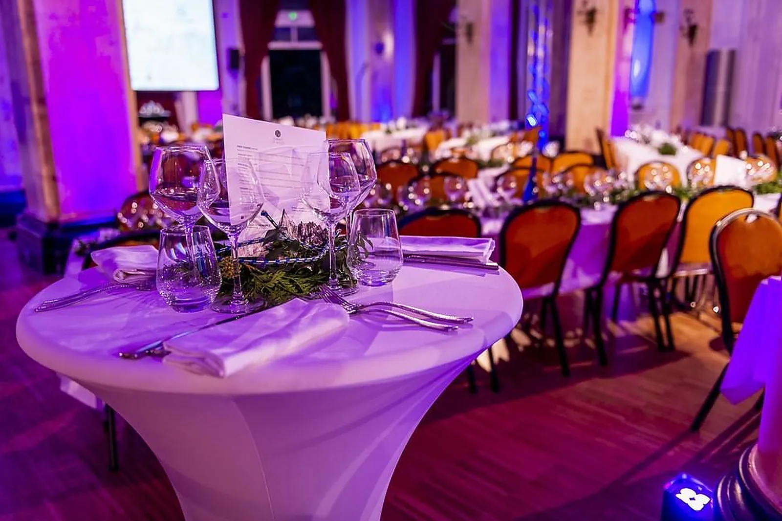 Auvergne-Rhône-Alpes, TRAITEURS - LES HOUCHES (HAUTE-SAVOIE) : OSMOSE CUISINE