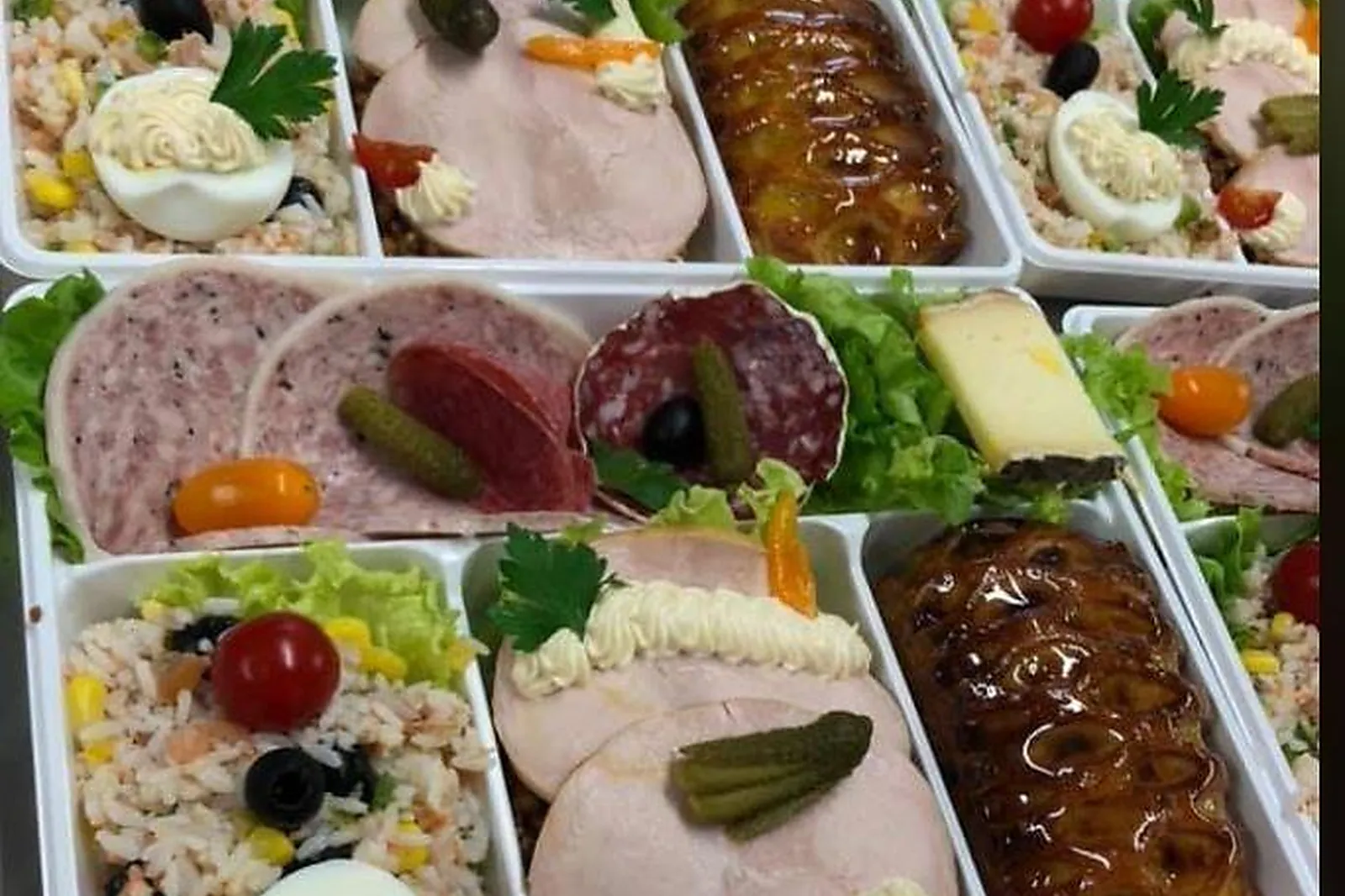 Aquitaine-Limousin-Poitou-Charentes, TRAITEURS - LIMOGES (HAUTE-VIENNE) : BOURRÉE GUILLAUME TRAITEUR