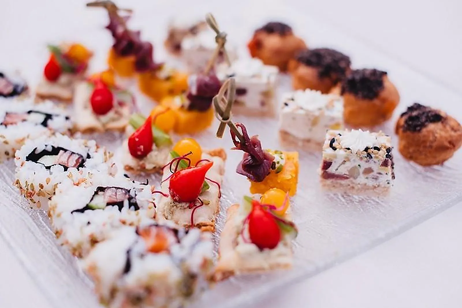 Île-de-France, TRAITEURS - MAGNY-LES-HAMEAUX (YVELINES) : LARS TRAITEUR