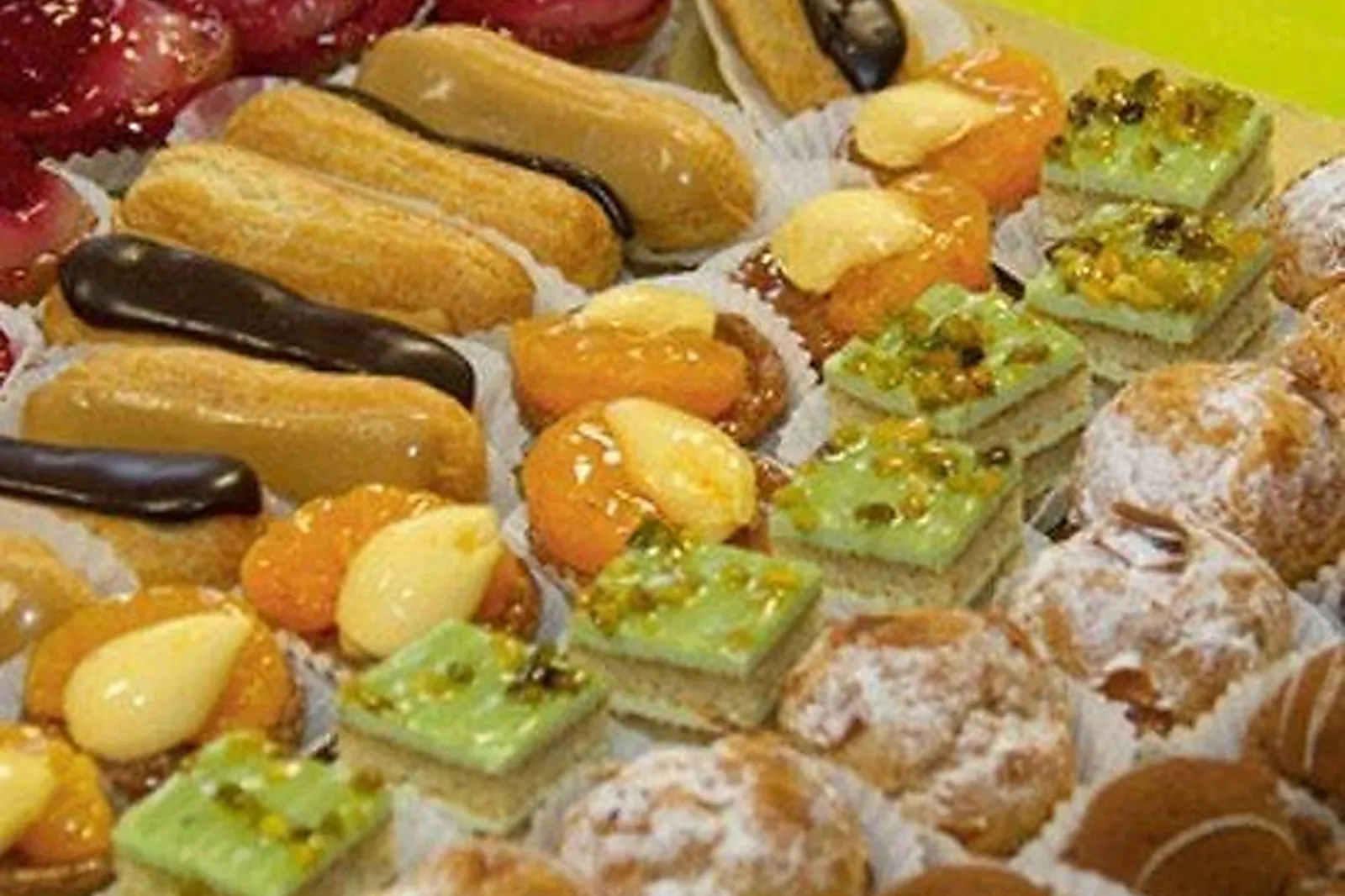 Bretagne, TRAITEURS - MALESTROIT (MORBIHAN) : GUIHARD JEAN-FRANÇOIS