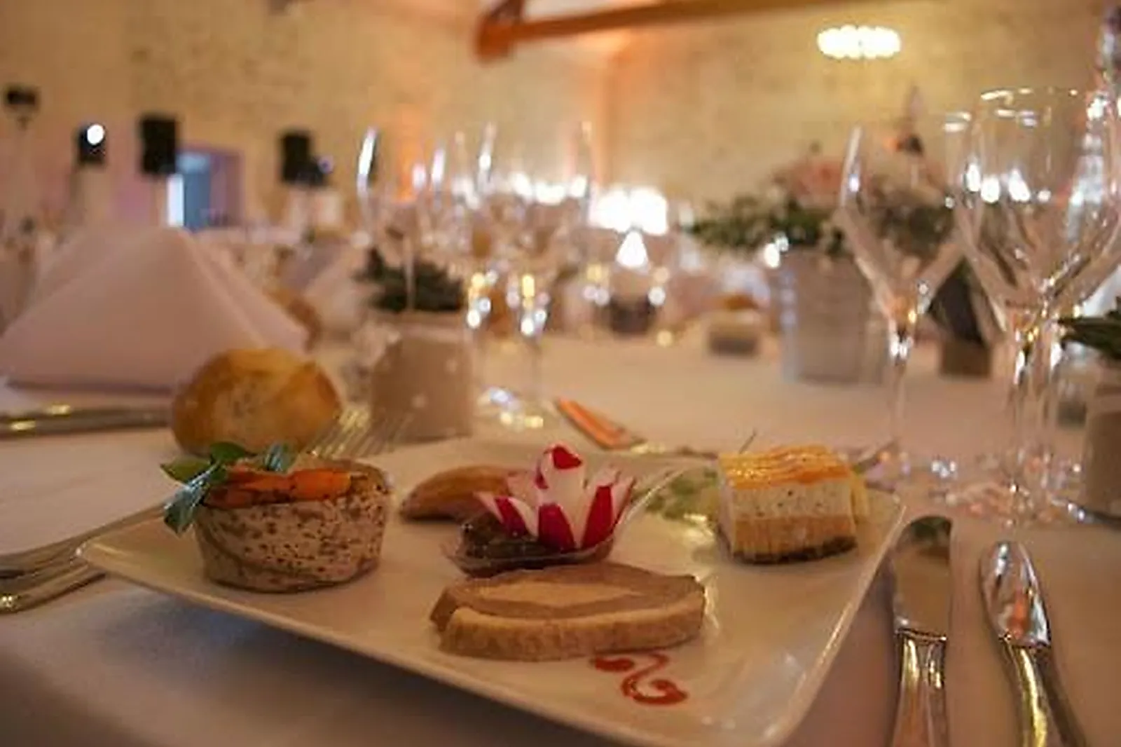 Île-de-France, TRAITEURS - MARLES-EN-BRIE (SEINE-ET-MARNE) : ARTS TRAITEUR