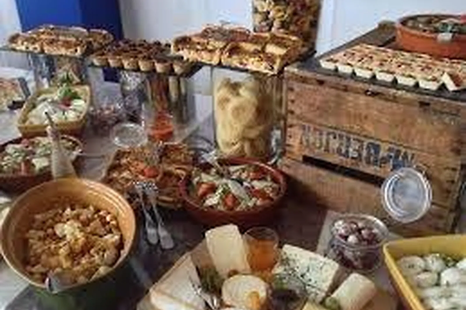 Provence-Alpes-Côte d'Azur, TRAITEURS - MARSEILLE (BOUCHES-DU-RHÔNE) : LA TRUFFE NOIRE