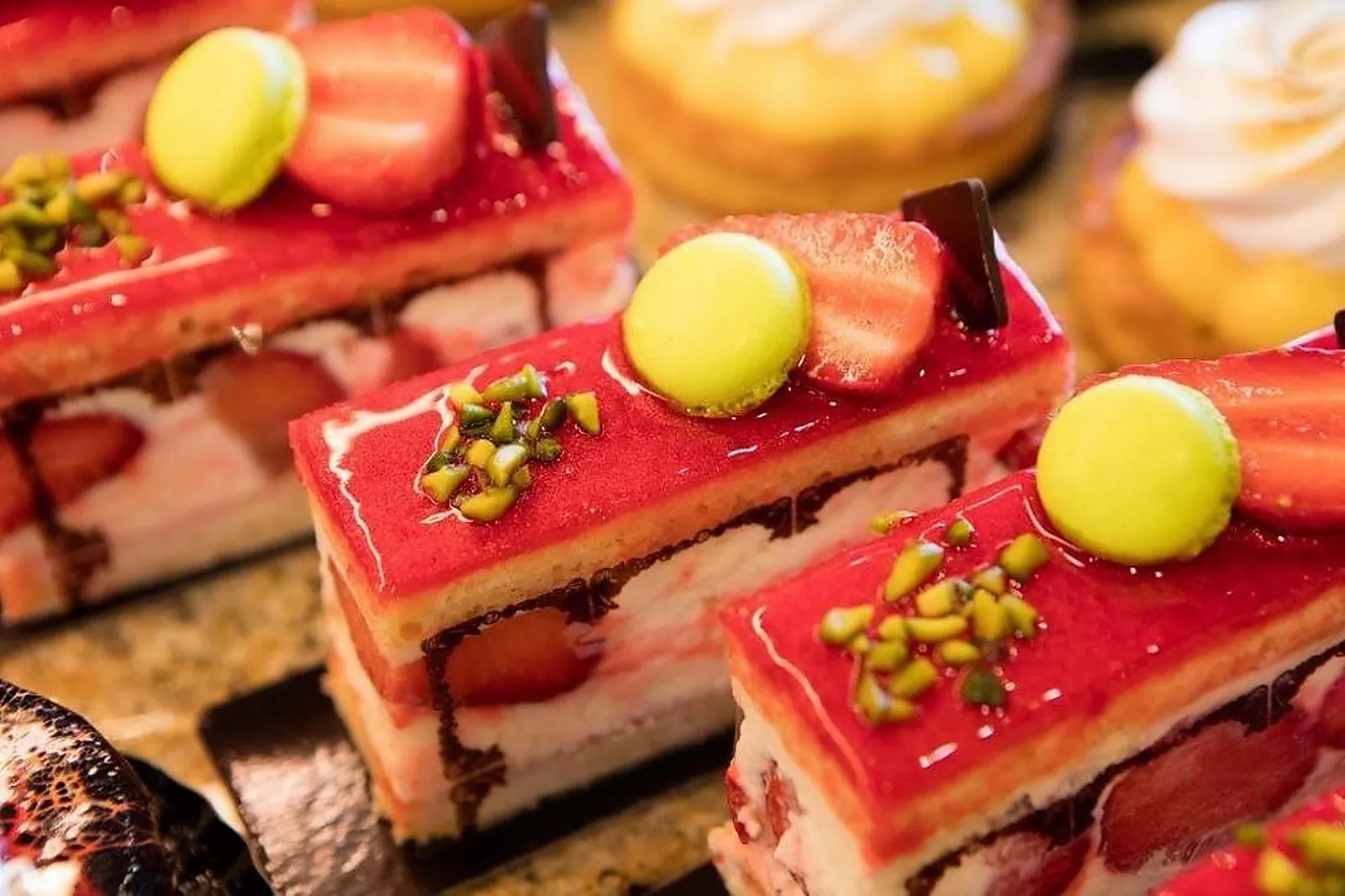 Provence-Alpes-Côte d'Azur, TRAITEURS - MARSEILLE (BOUCHES-DU-RHÔNE) : MARROU TRAITEUR