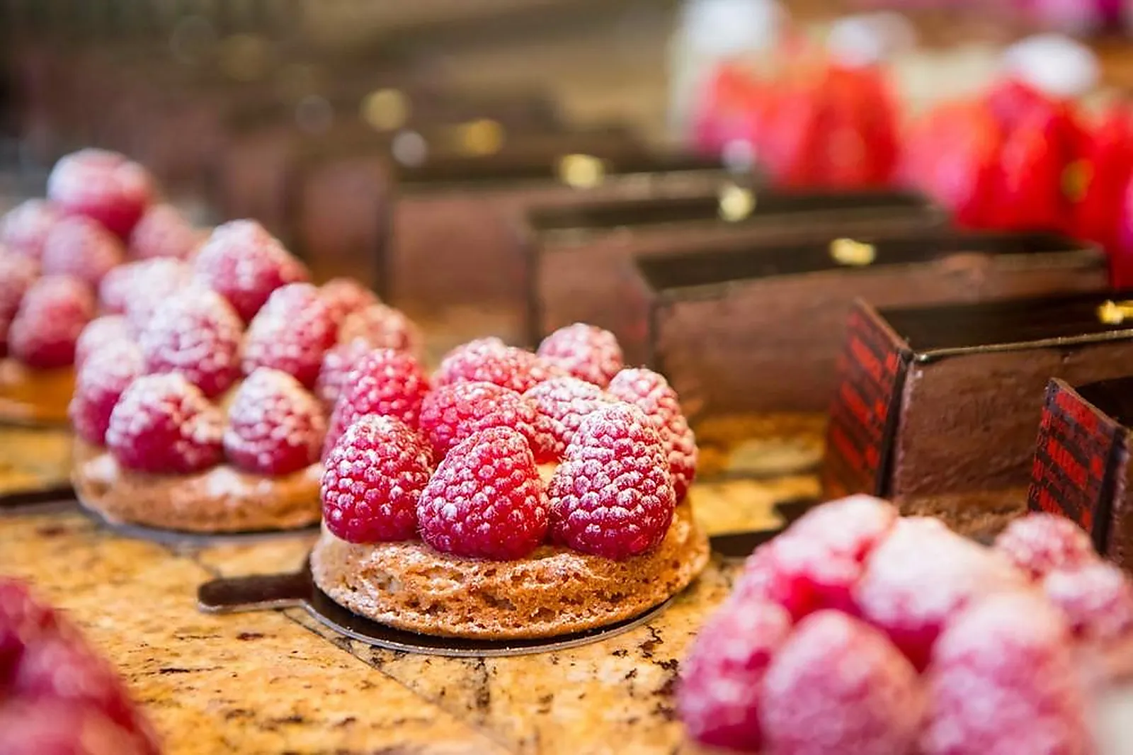 Provence-Alpes-Côte d'Azur, TRAITEURS - MARSEILLE (BOUCHES-DU-RHÔNE) : MARROU TRAITEUR