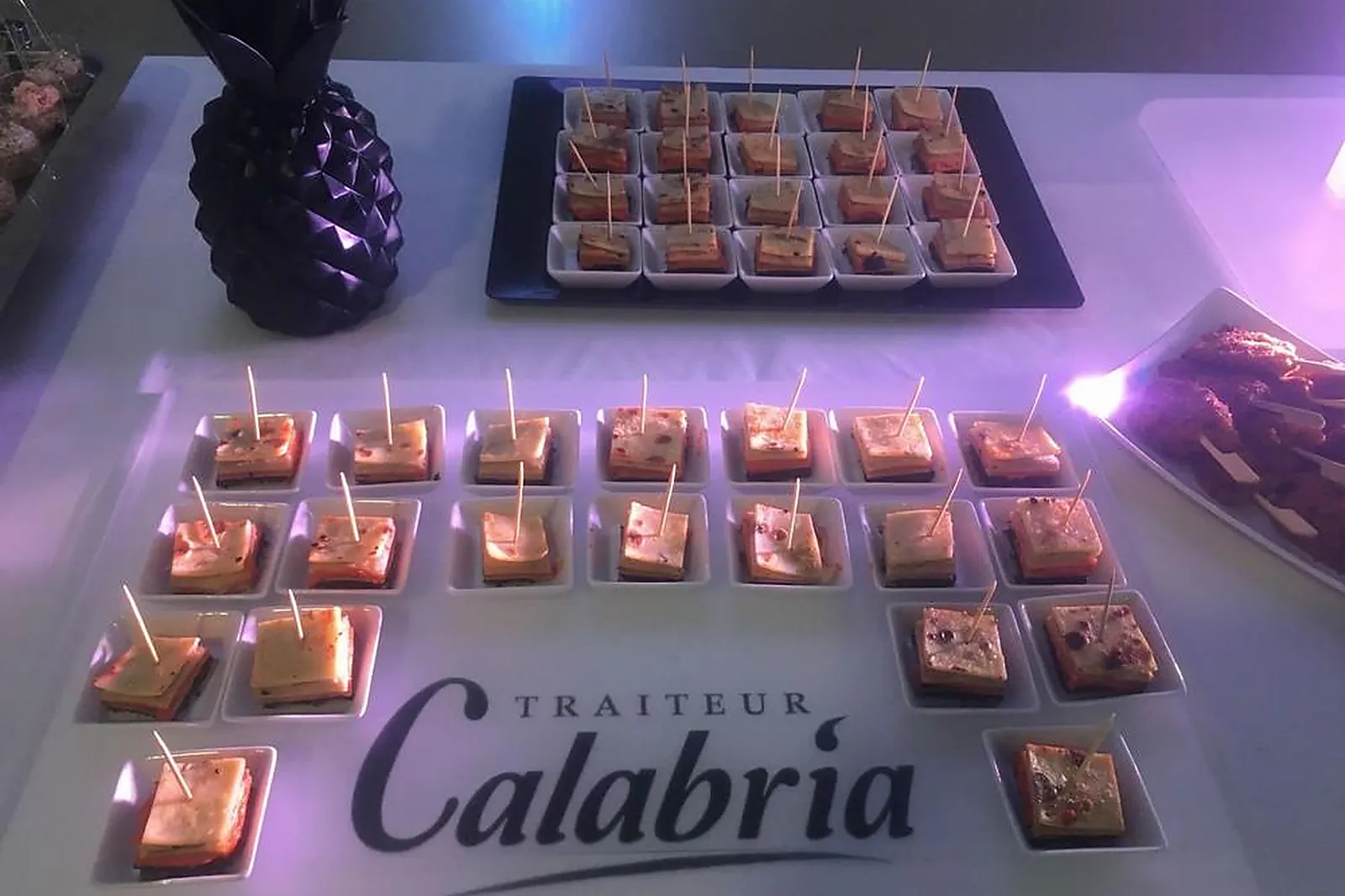 Provence-Alpes-Côte d'Azur, TRAITEURS - MARTIGUES (BOUCHES-DU-RHÔNE) : CALABRIA LE DOMUS