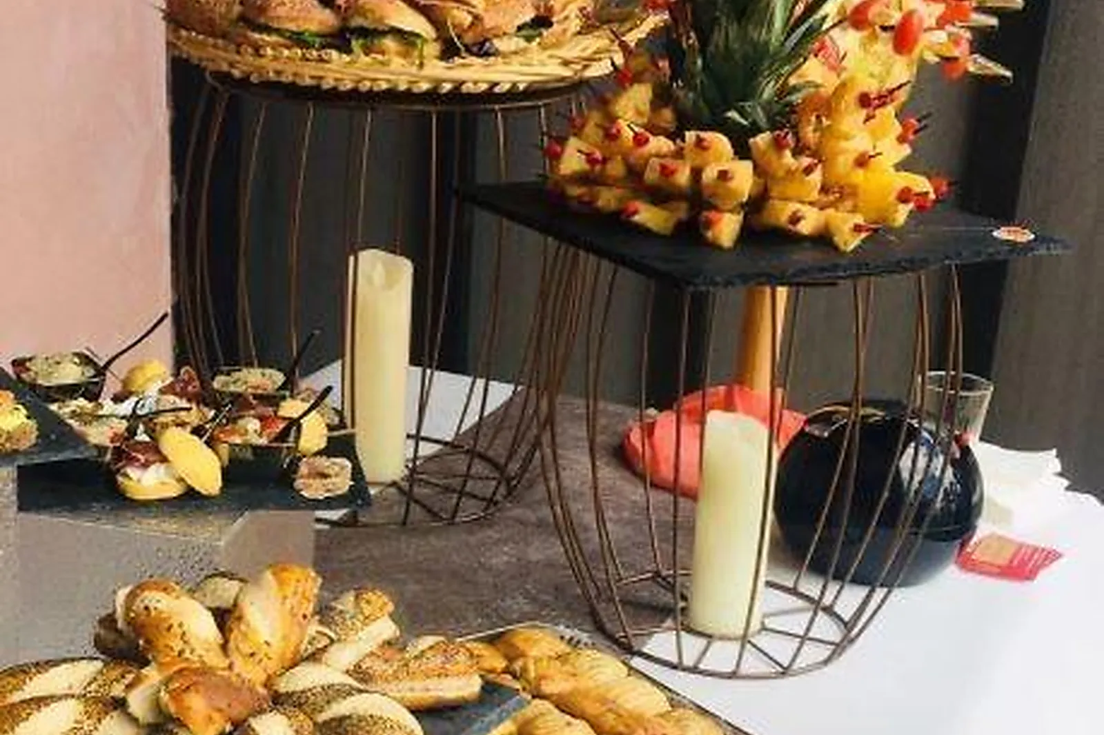 Île-de-France, TRAITEURS - MELUN (SEINE-ET-MARNE) : LA MAISON COURRÈGES