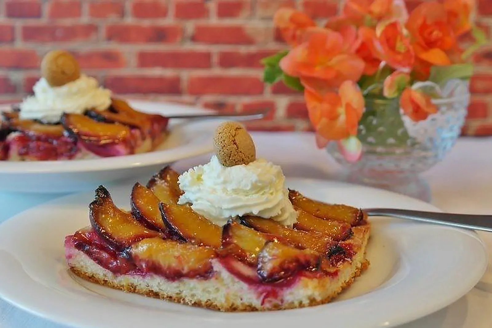 Bourgogne, TRAITEURS - MONTBELIARD (DOUBS) : MALUGANI FRÈRES