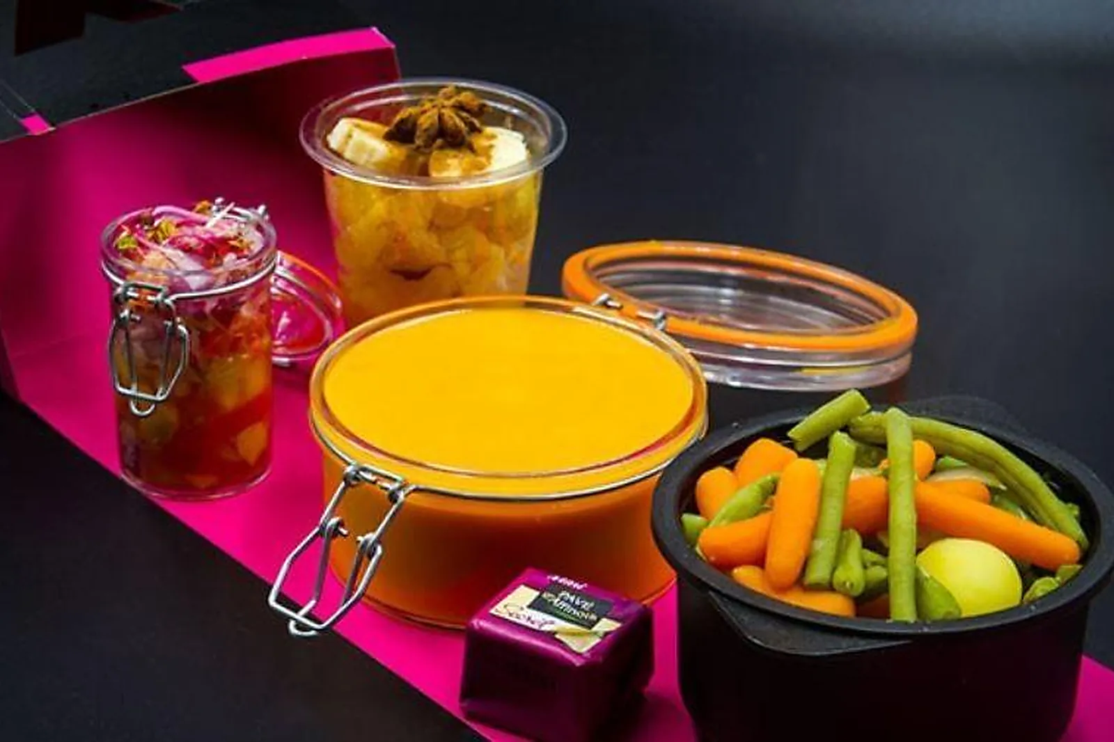 Languedoc-Roussillon-Midi-Pyrénées, TRAITEURS - MONTPELLIER (HÉRAULT) : INES RECEPTION