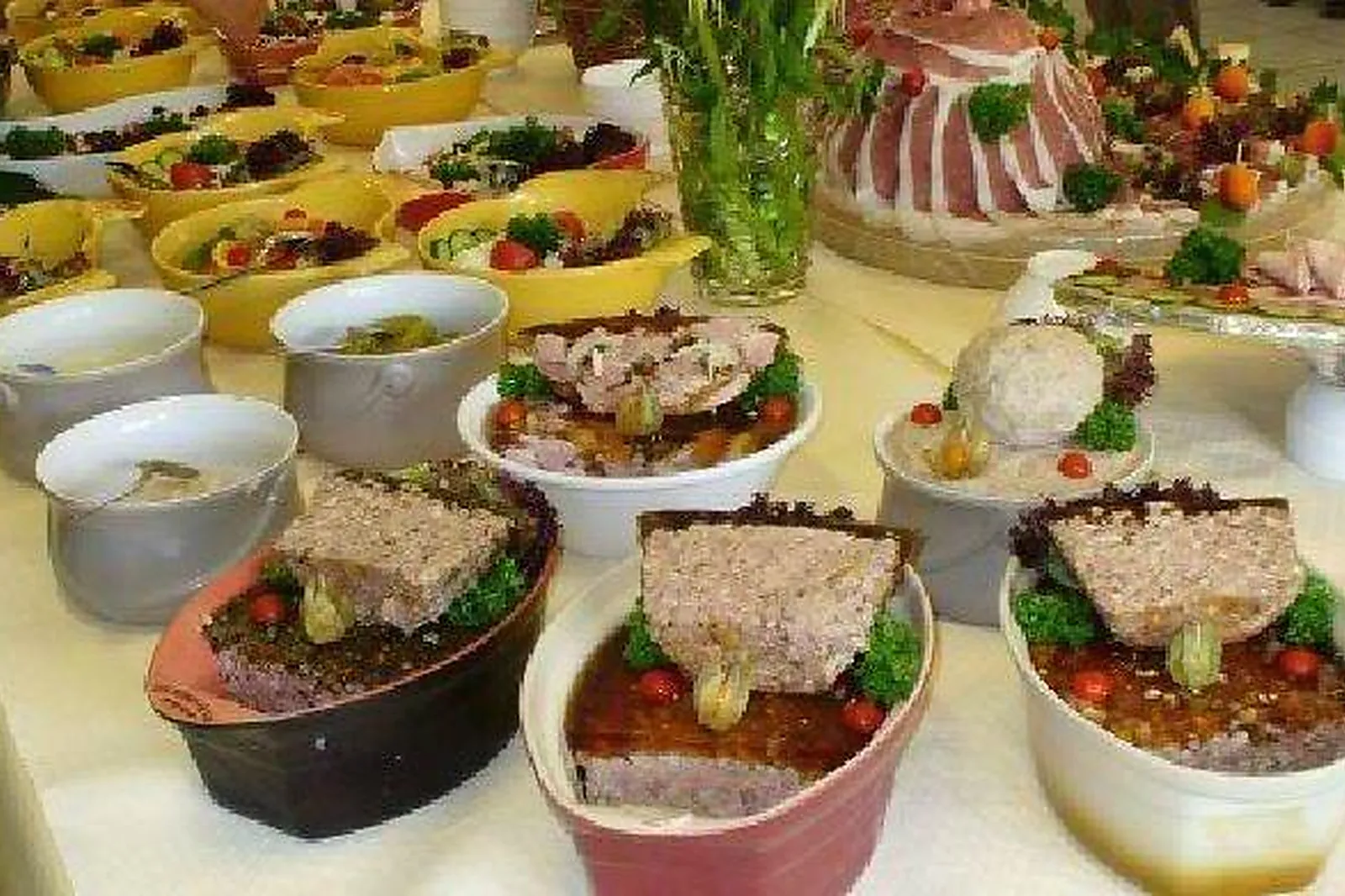 Nord-Pas-de-Calais-Picardie, TRAITEURS - MONTREUIL SUR MER (PAS-DE-CALAIS) : BOTTE FRANÇOIS