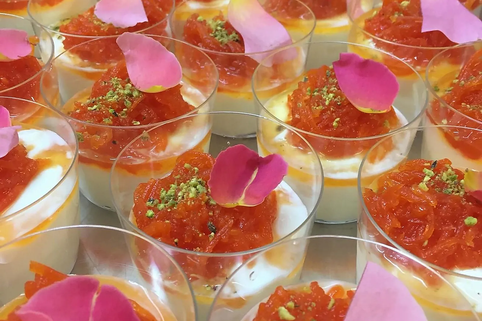 Île-de-France, TRAITEURS - MONTREUIL (SEINE-SAINT-DENIS) : LES CUISTOTS MIGRATEURS