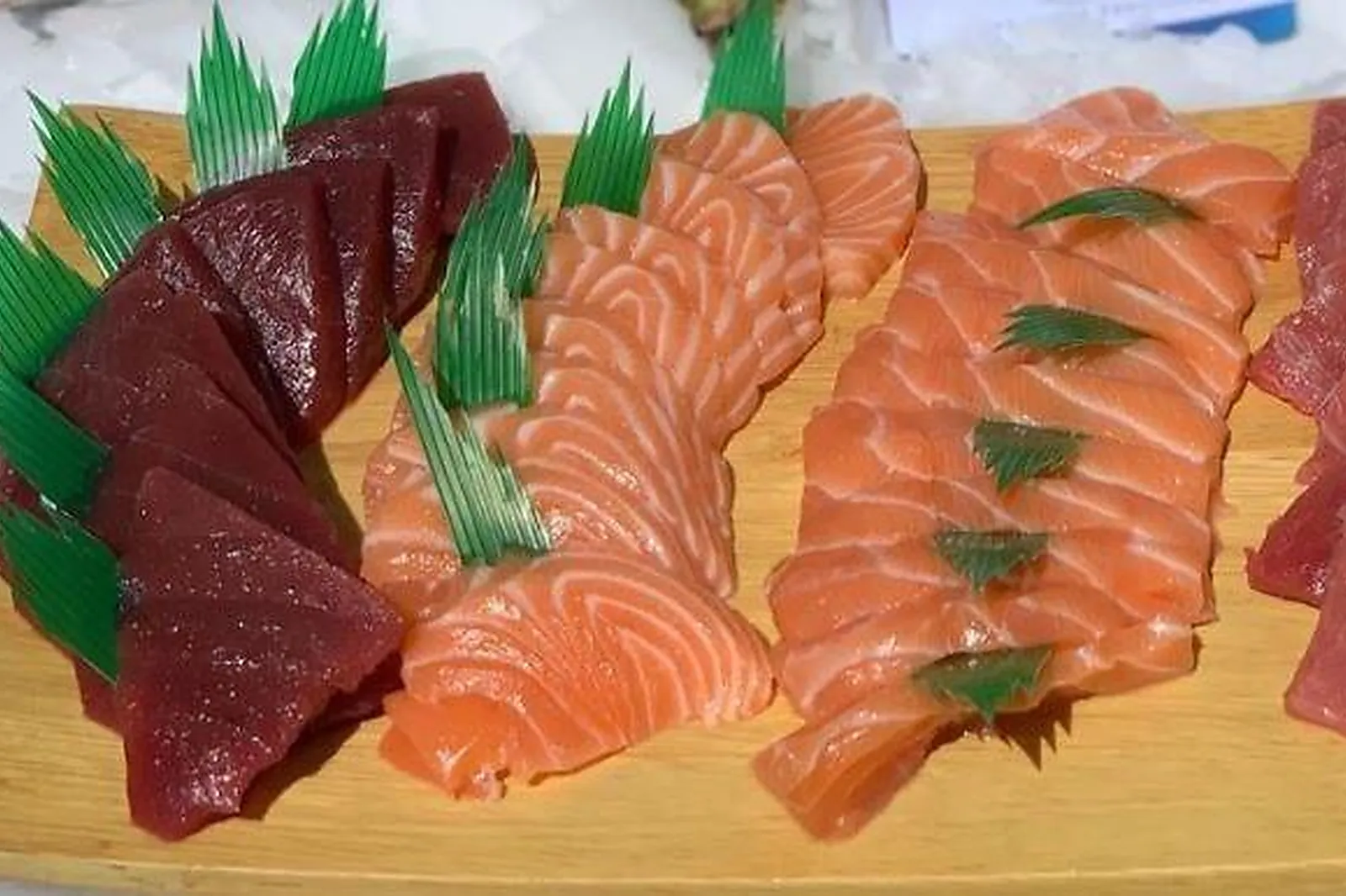 Provence-Alpes-Côte d'Azur, TRAITEURS - MOUGINS (ALPES-MARITIMES) : POISSONNERIE CHEZ LAURENT