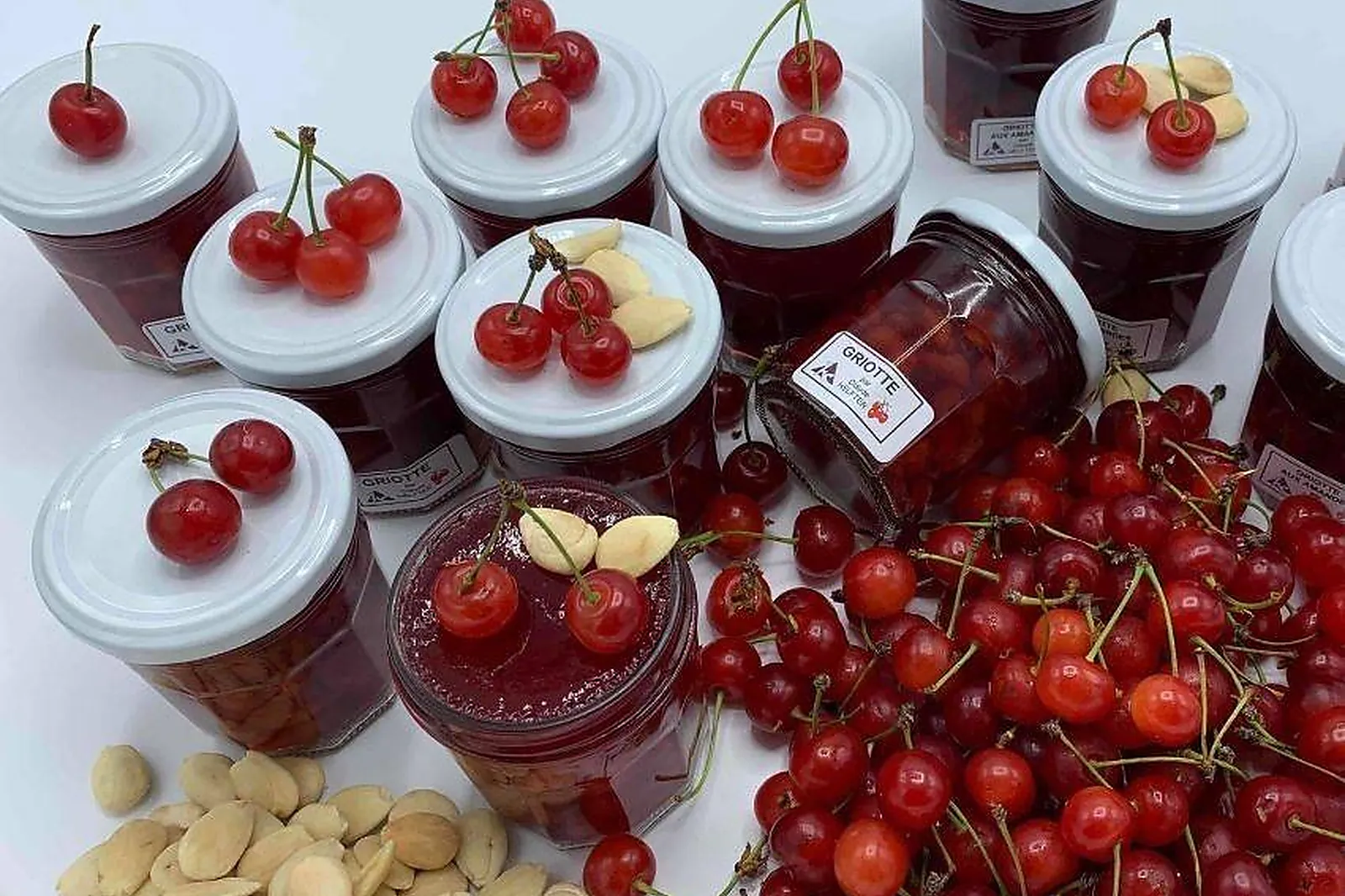 Alsace-Champagne-Ardenne-Lorraine, TRAITEURS - MULHOUSE (HAUT-RHIN) : HELFTER CLAUDE PÂTISSERIE