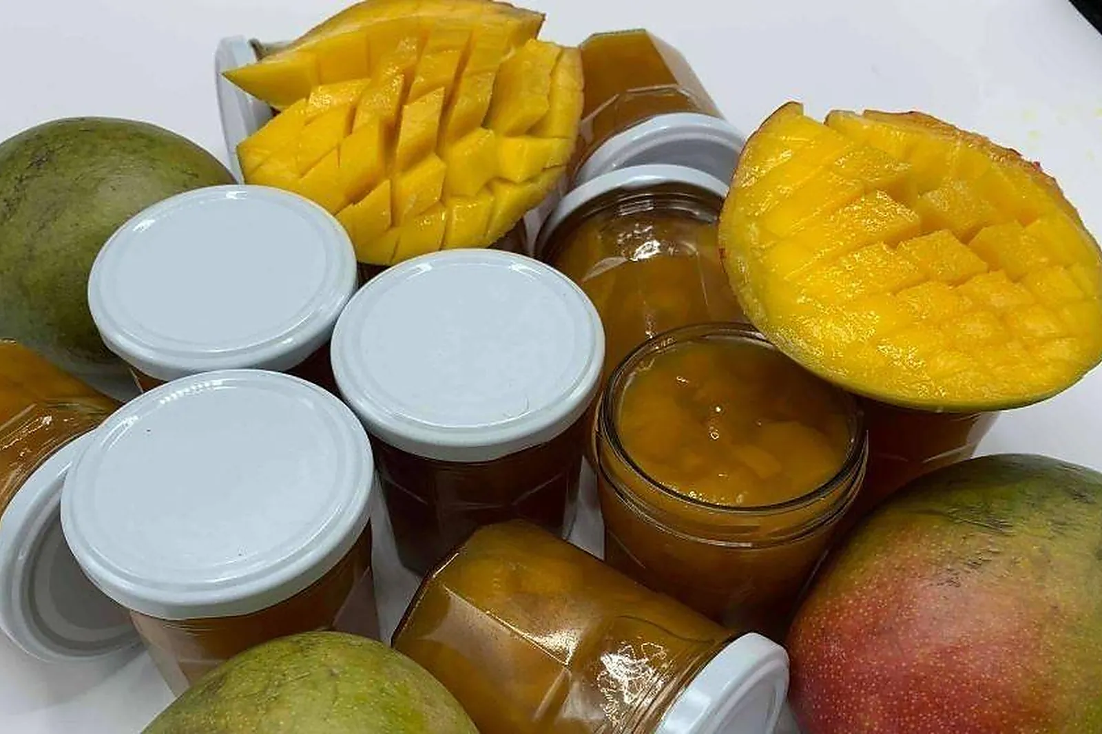 Alsace-Champagne-Ardenne-Lorraine, TRAITEURS - MULHOUSE (HAUT-RHIN) : HELFTER CLAUDE PÂTISSERIE