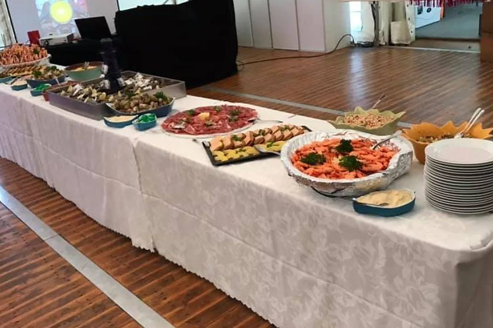 Aquitaine-Limousin-Poitou-Charentes, TRAITEURS - NIEUL LÈS SAINTES (CHARENTE-MARITIME) : DENISE TRAITEUR