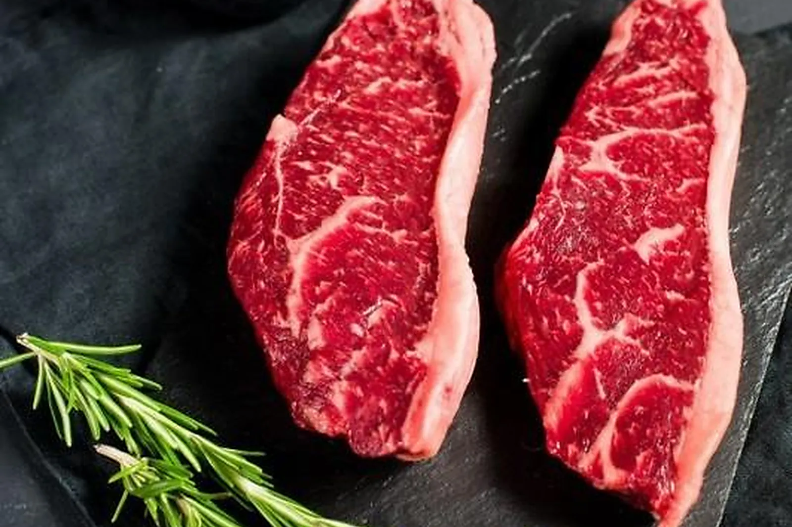 , TRAITEURS - NOUMEA (NOUVELLE-CALÉDONIE) : AQUAVENA