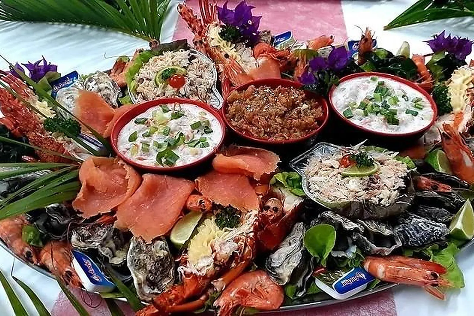 , TRAITEURS - NOUMEA (NOUVELLE-CALÉDONIE) : HIRZEL TRAITEUR