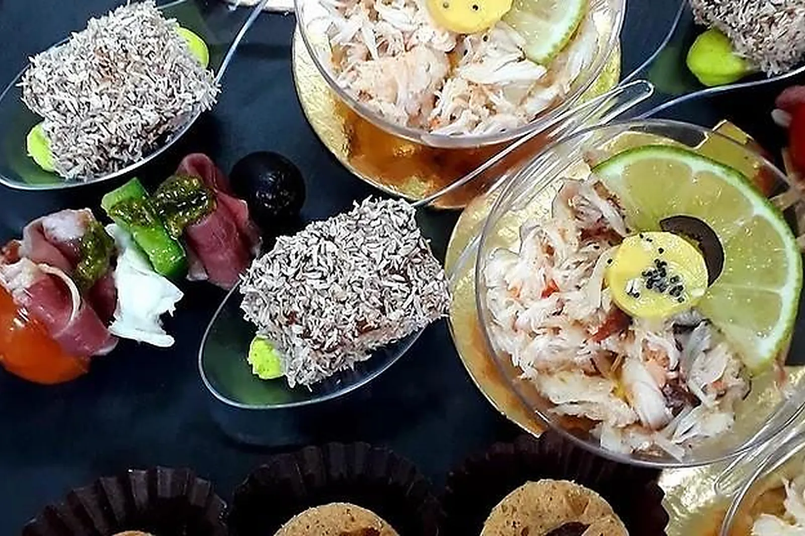 , TRAITEURS - NOUMEA (NOUVELLE-CALÉDONIE) : HIRZEL TRAITEUR