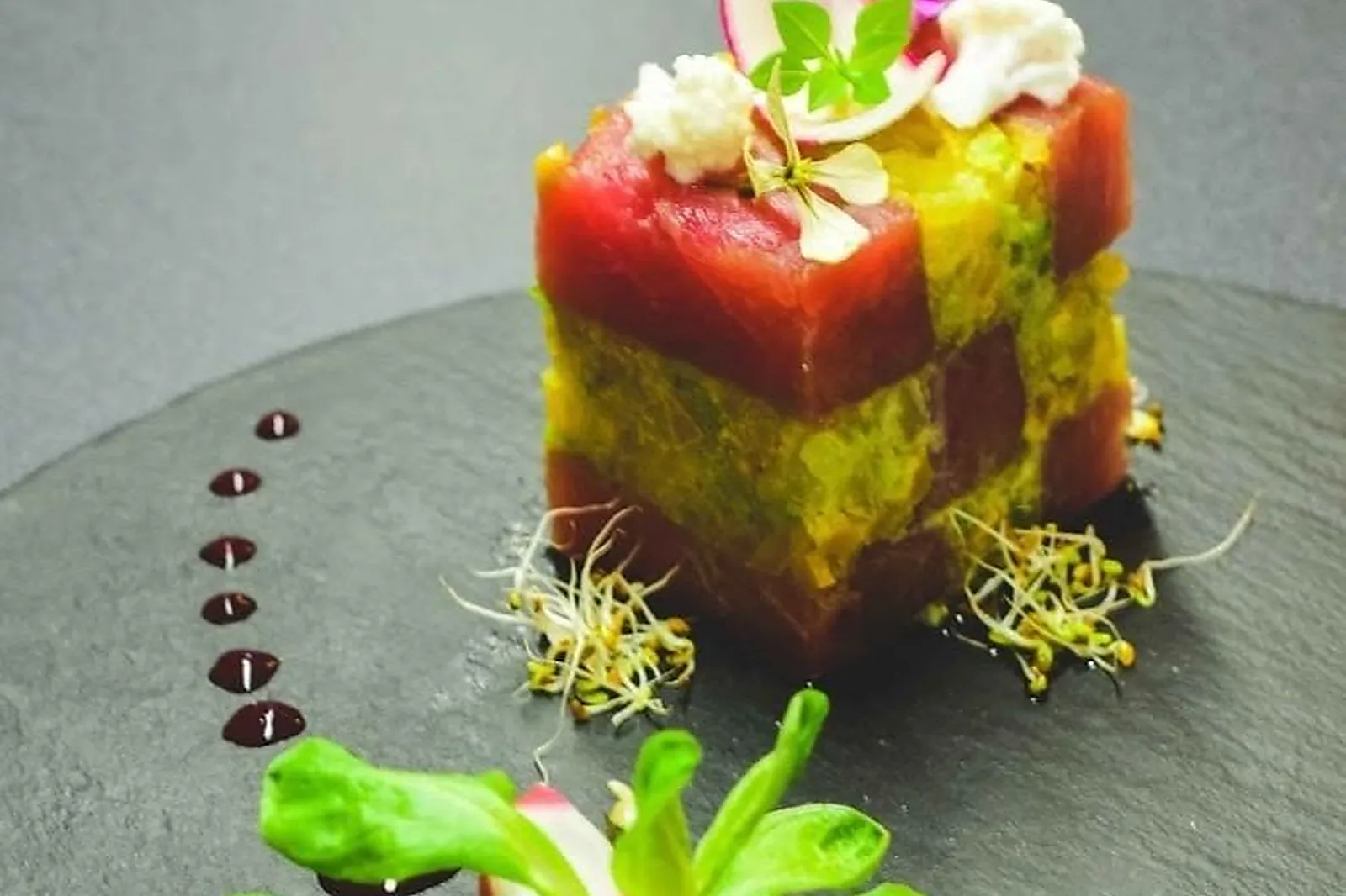 , TRAITEURS - NOUMEA (NOUVELLE-CALÉDONIE) : L’INSTANT TRAITEUR