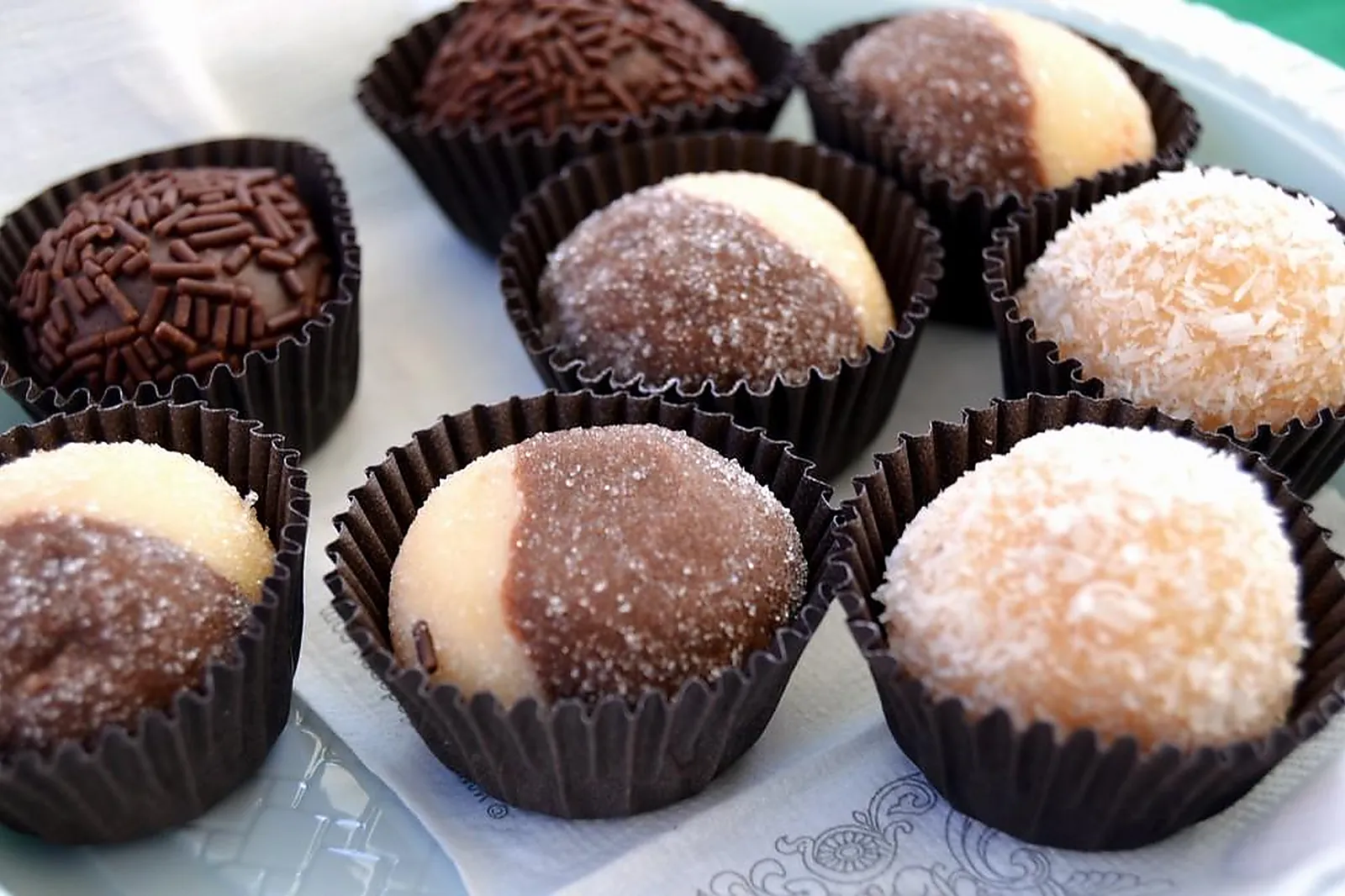 Languedoc-Roussillon-Midi-Pyrénées, TRAITEURS - PALAVAS-LES-FLOTS (HÉRAULT) : CASA LISBOA