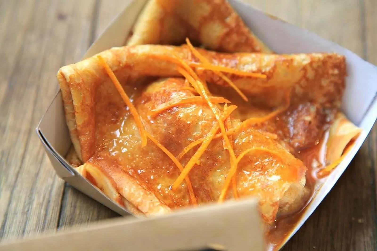 Île-de-France, TRAITEURS - PARIS (PARIS) : A LA TÊTE DU CLIENT