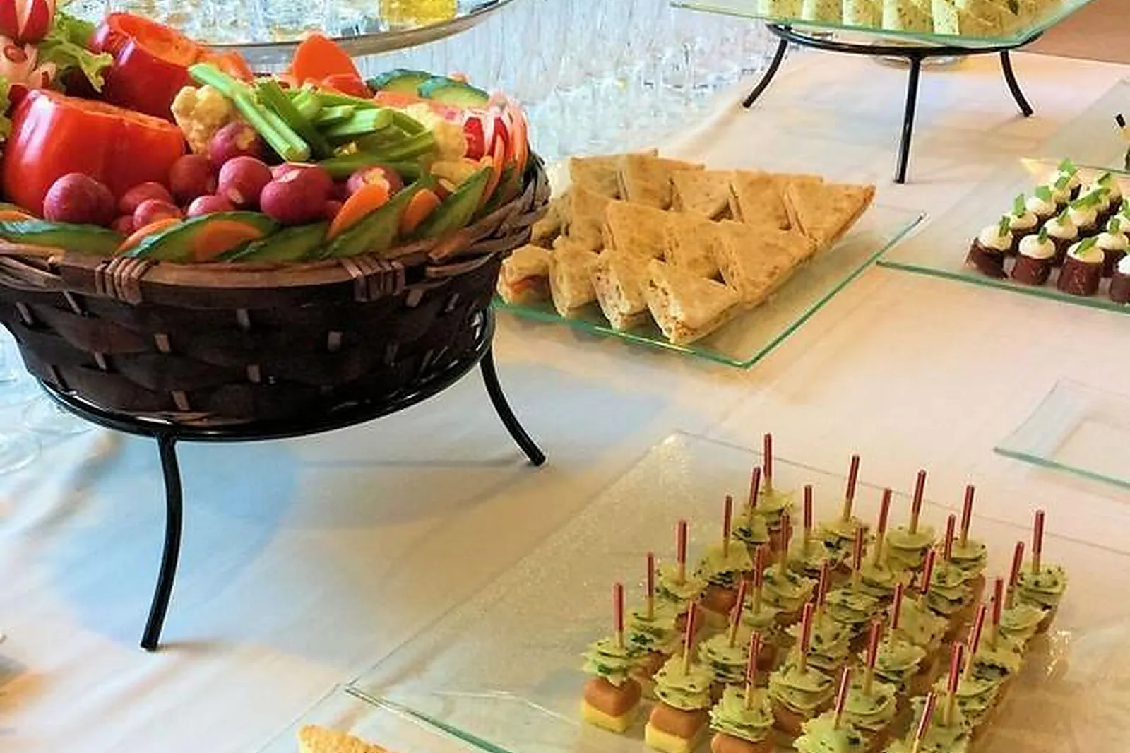 Île-de-France, TRAITEURS - PARIS (PARIS) : COCKTAIL ET GOURMANDISE