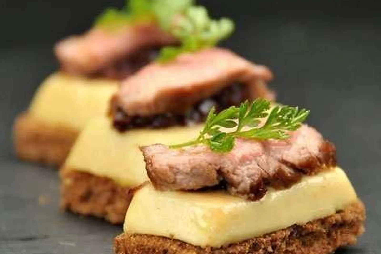 Île-de-France, TRAITEURS - PARIS (PARIS) : COCKTAIL ET GOURMANDISE