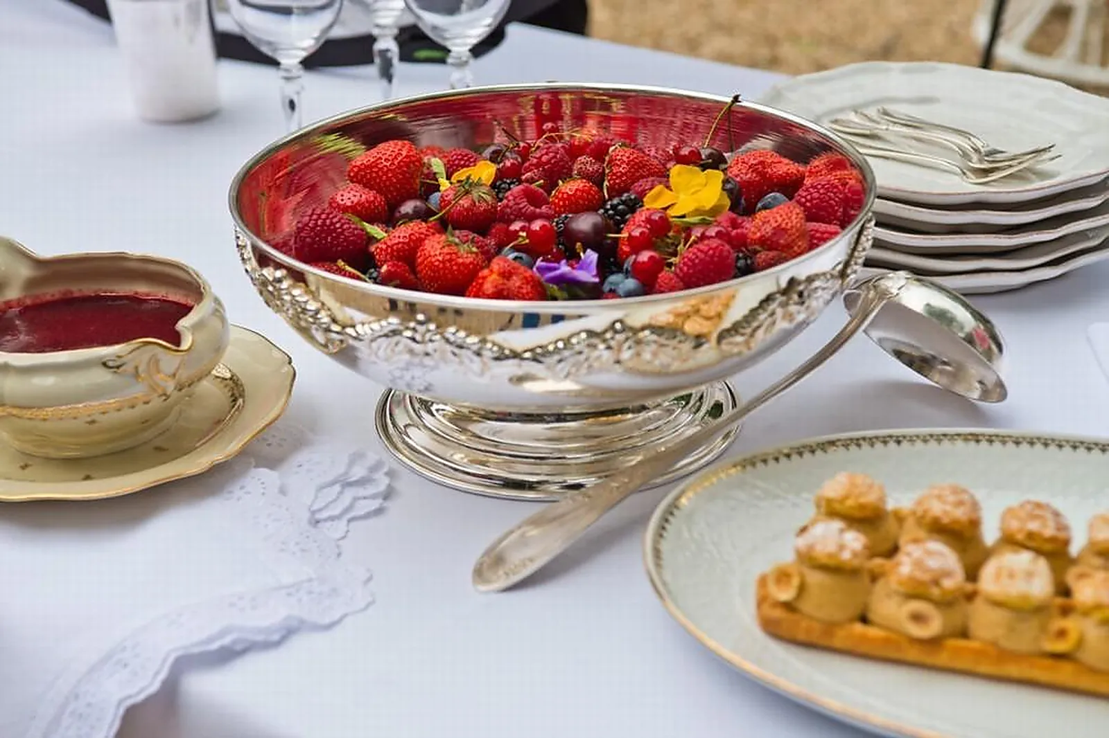 Île-de-France, TRAITEURS - PARIS (PARIS) : KASPIA RECEPTIONS