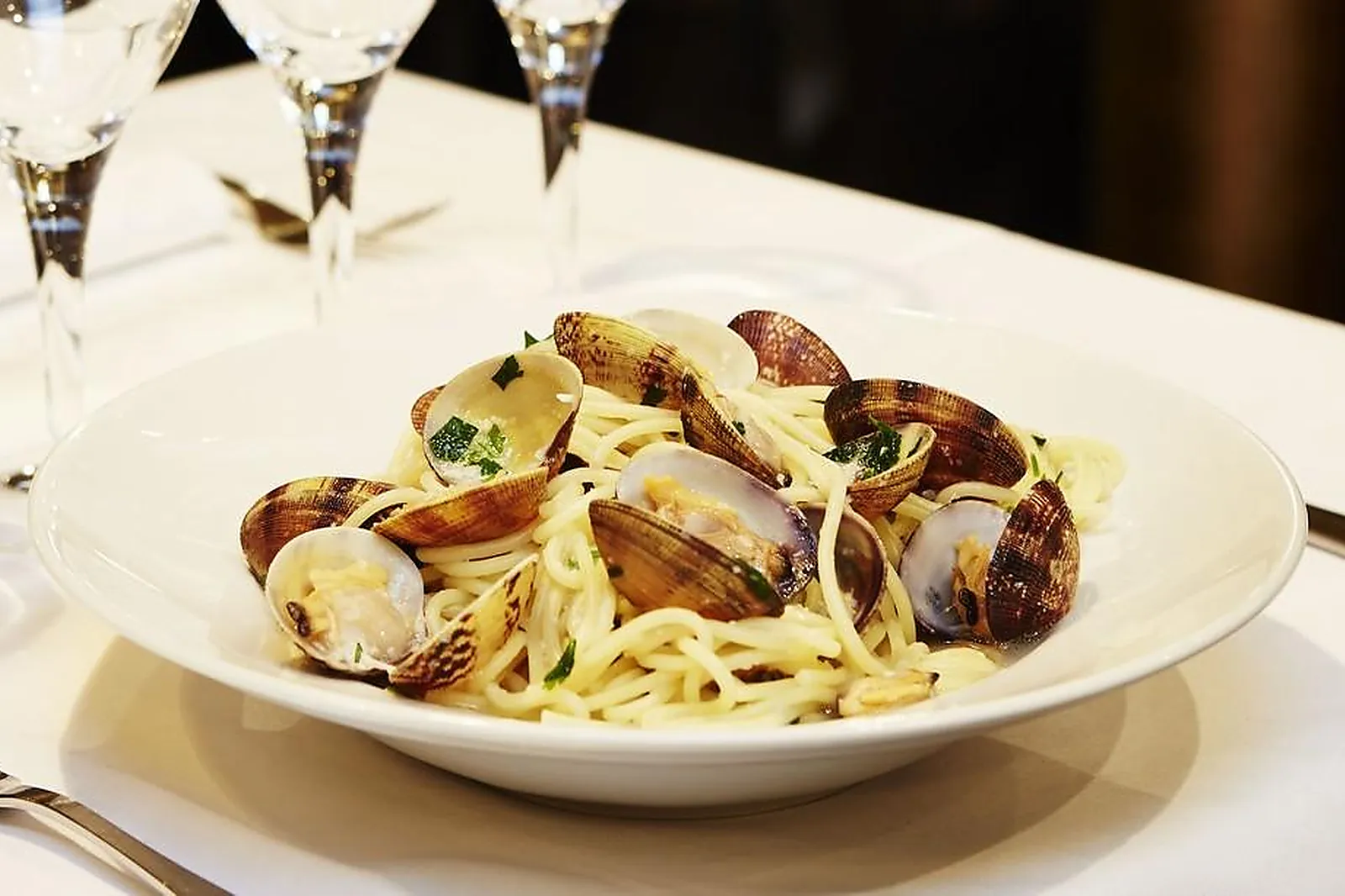 Île-de-France, TRAITEURS - PARIS (PARIS) : LA RUCOLA