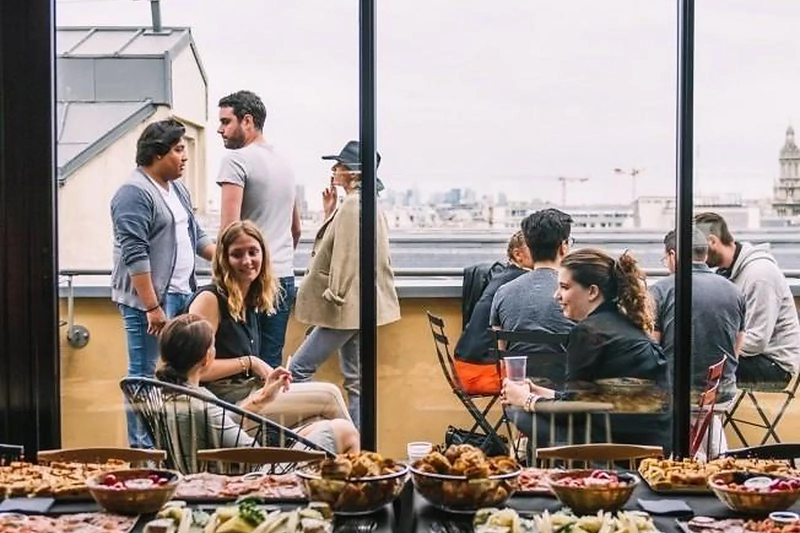 Île-de-France, TRAITEURS - PARIS (PARIS) : LE VÉLO DU SOIR