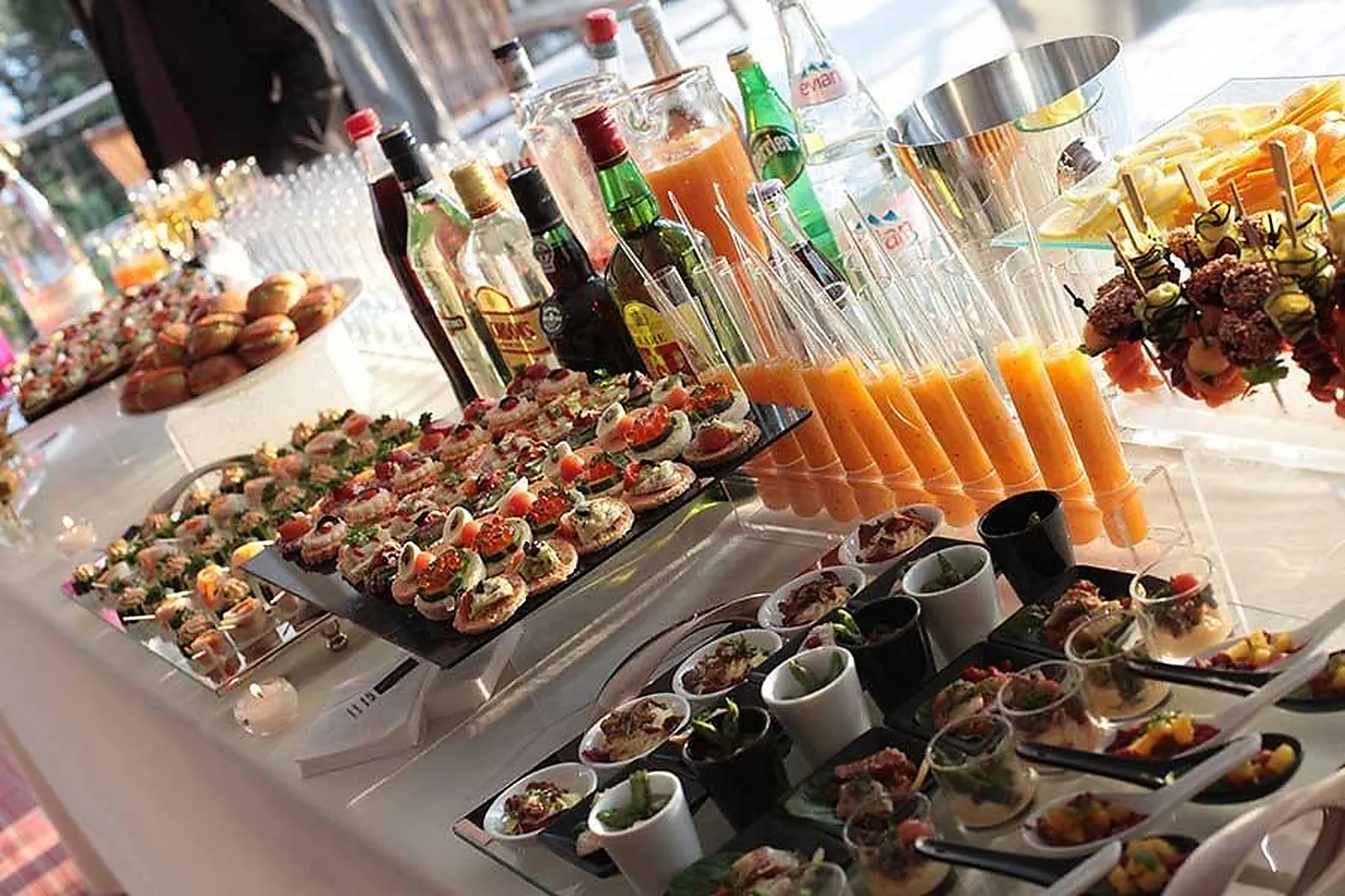 Île-de-France, TRAITEURS - PARIS (PARIS) : LUSTYK