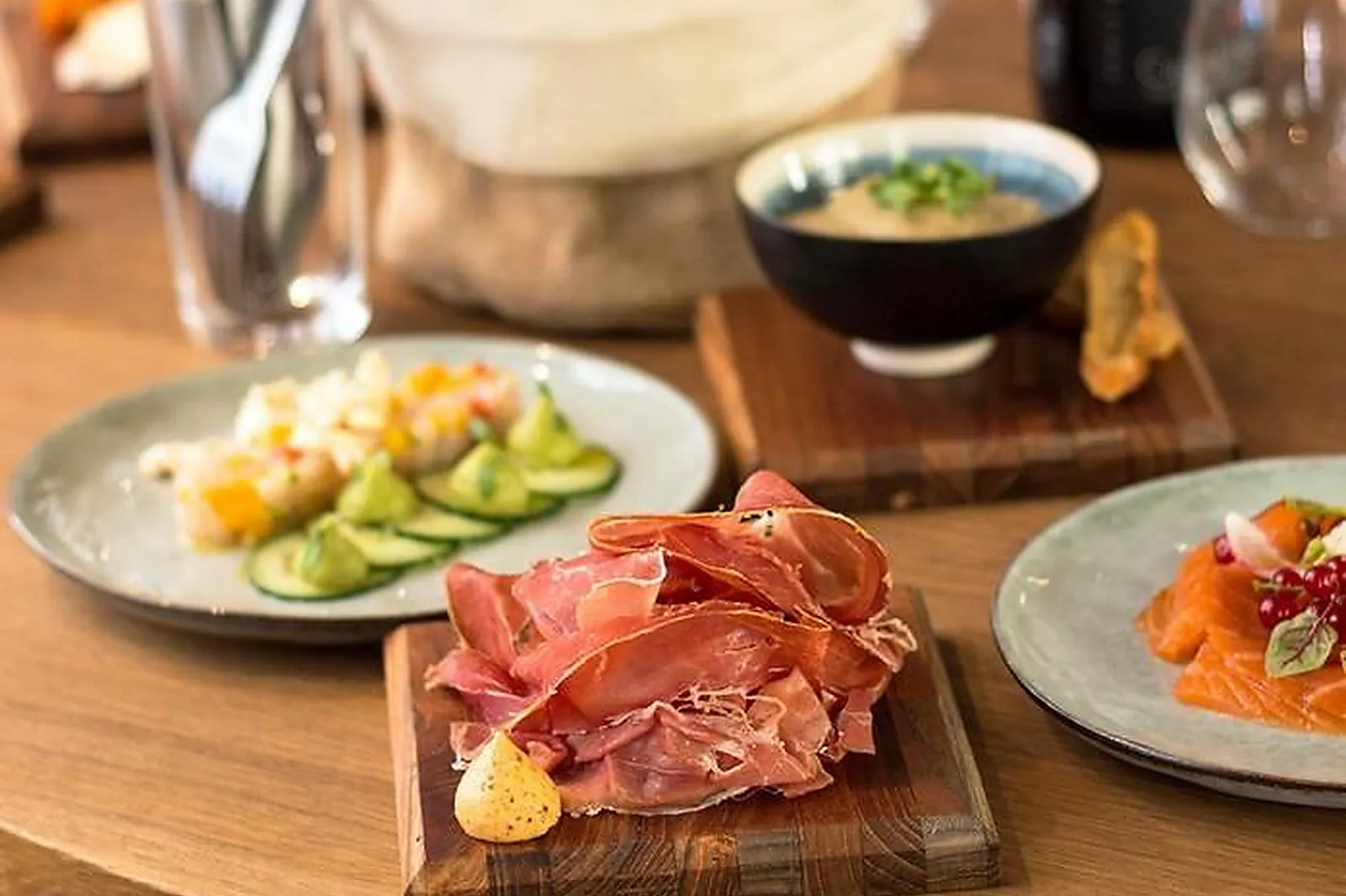 Île-de-France, TRAITEURS - PARIS (PARIS) : MAISON LACAILLE