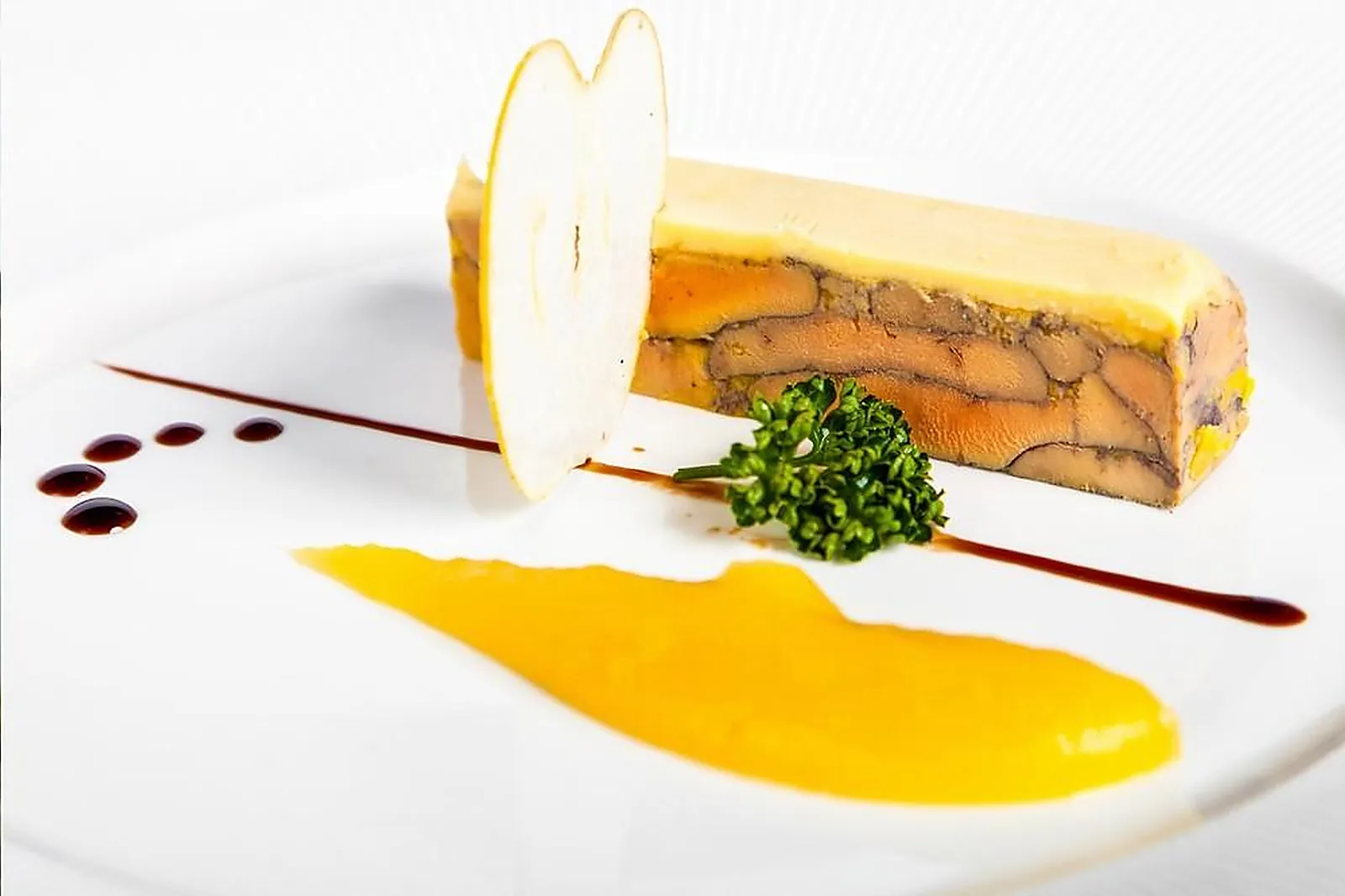 Aquitaine-Limousin-Poitou-Charentes, TRAITEURS - PAU (PYRÉNÉES-ATLANTIQUES) : DÉLICES EN CUISINE