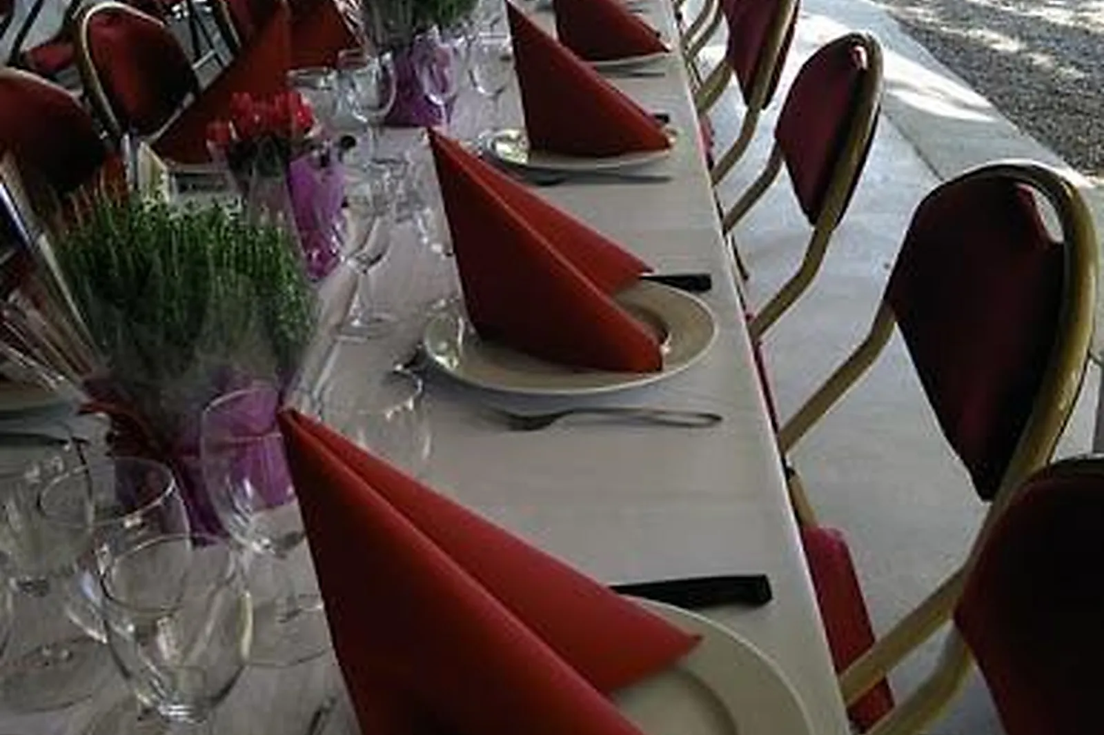 Languedoc-Roussillon-Midi-Pyrénées, TRAITEURS - PÉROLS (HÉRAULT) : LANGUEDOC MÉCHOUI