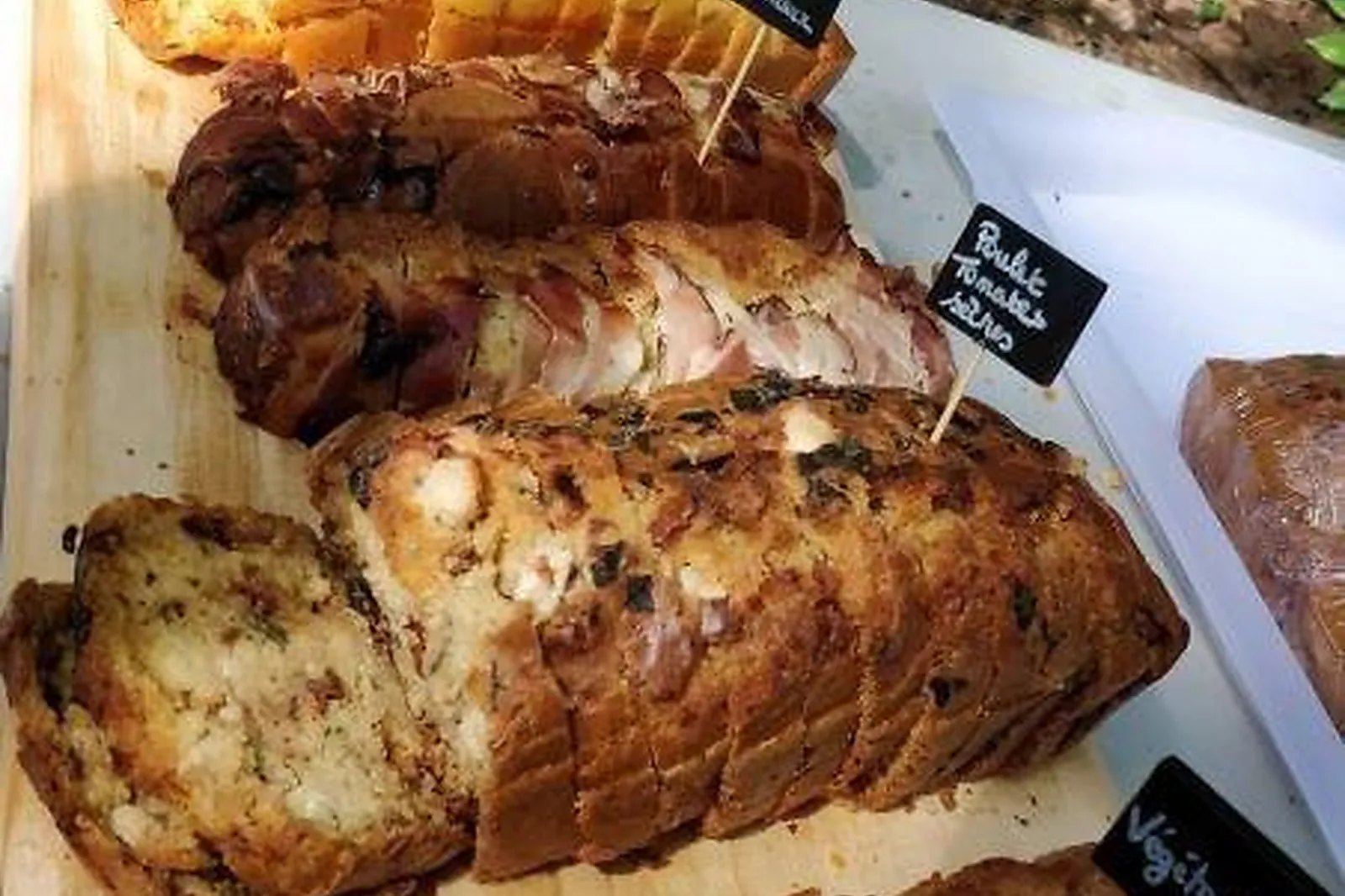 Languedoc-Roussillon-Midi-Pyrénées, TRAITEURS - PÉROLS (HÉRAULT) : LANGUEDOC MÉCHOUI