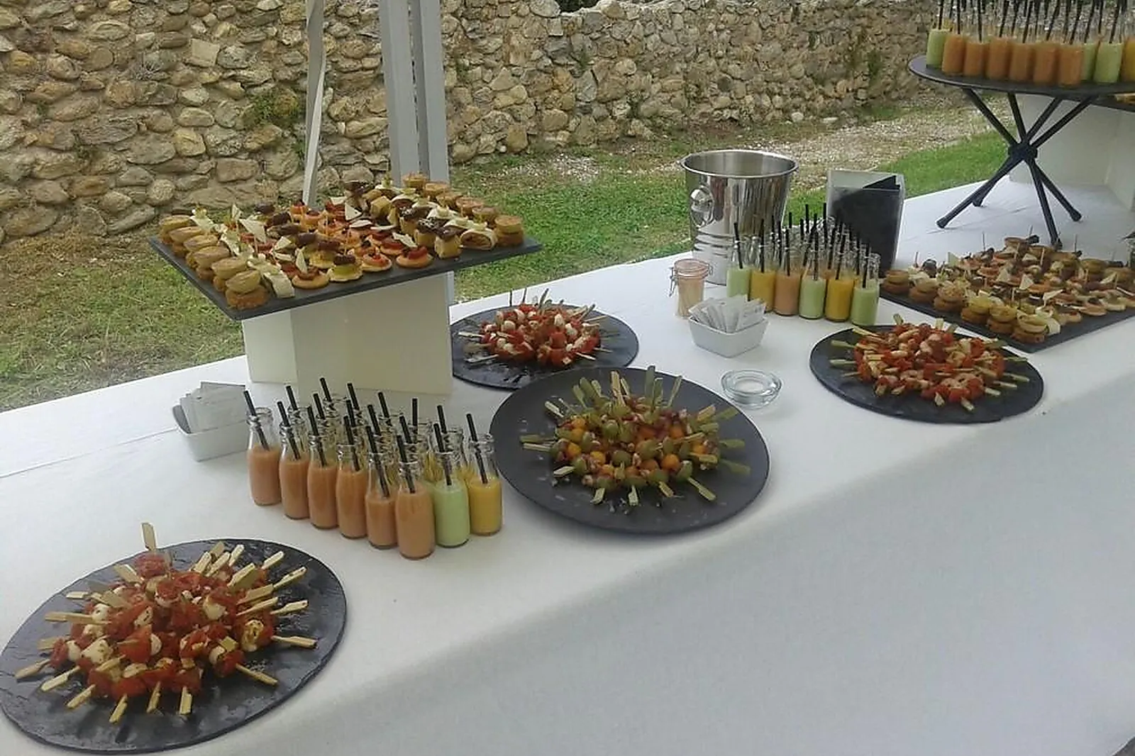 Languedoc-Roussillon-Midi-Pyrénées, TRAITEURS - PERPIGNAN (PYRÉNÉES-ORIENTALES) : ASTRUC TRAITEUR