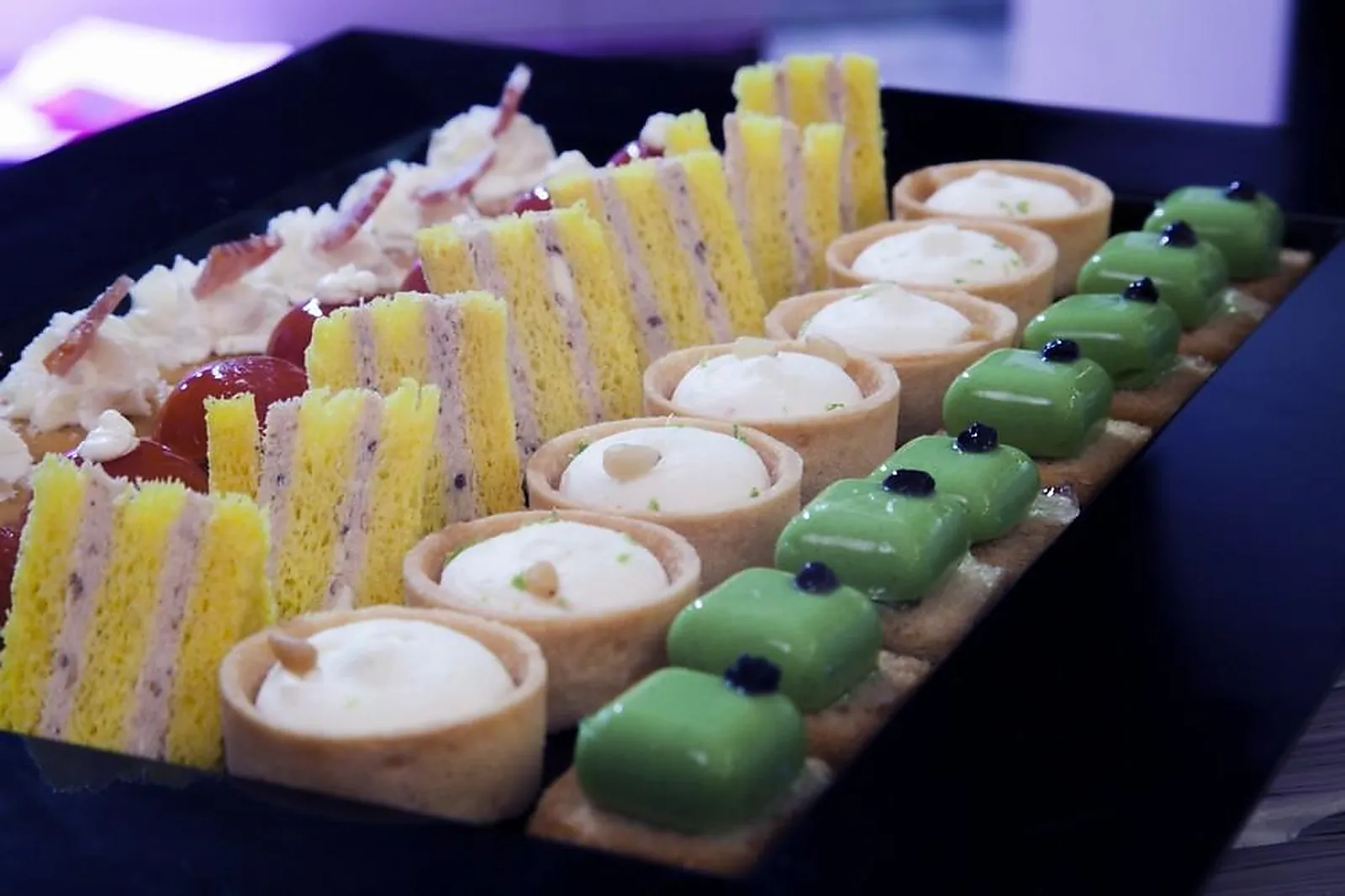 Languedoc-Roussillon-Midi-Pyrénées, TRAITEURS - PERPIGNAN (PYRÉNÉES-ORIENTALES) : ASTRUC TRAITEUR