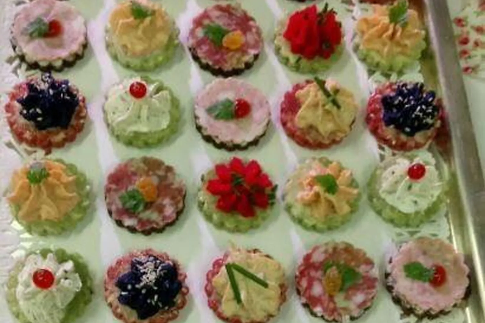 Alsace-Champagne-Ardenne-Lorraine, TRAITEURS - PONT-SAINTE-MARIE (AUBE) : SÉJOURNANT TRAITEUR