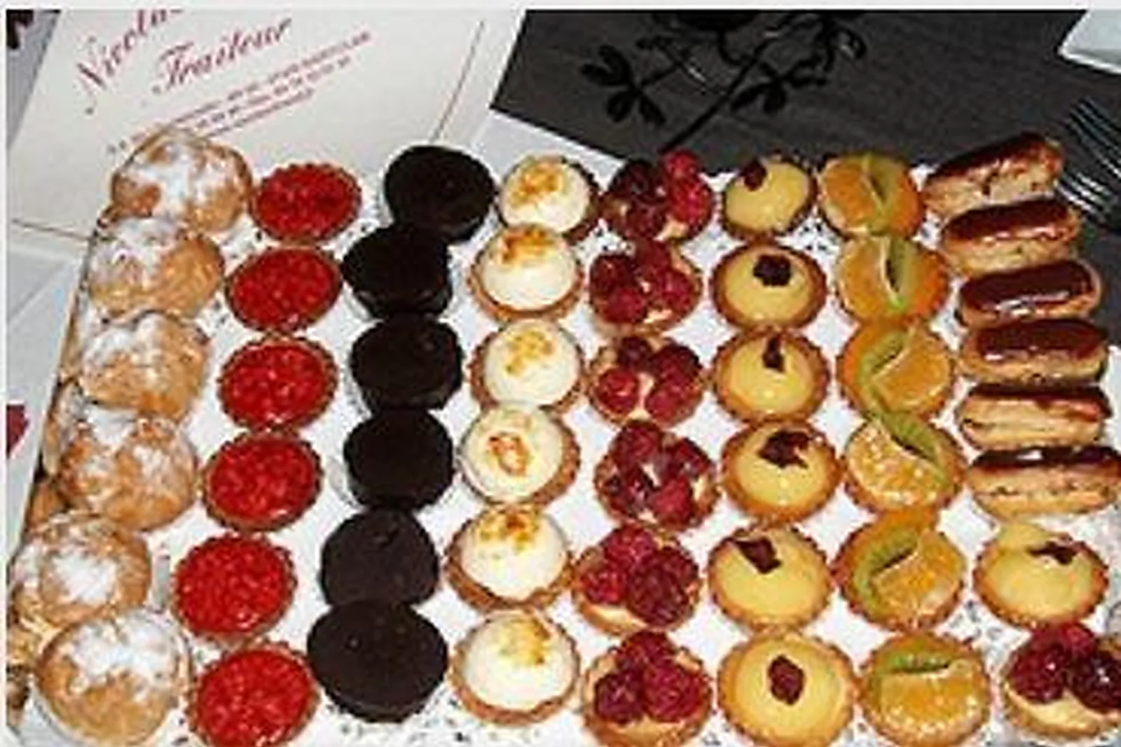 Auvergne-Rhône-Alpes, TRAITEURS - PEAUGRES (ARDÈCHE) : NICOLAS CHATRON TRAITEUR