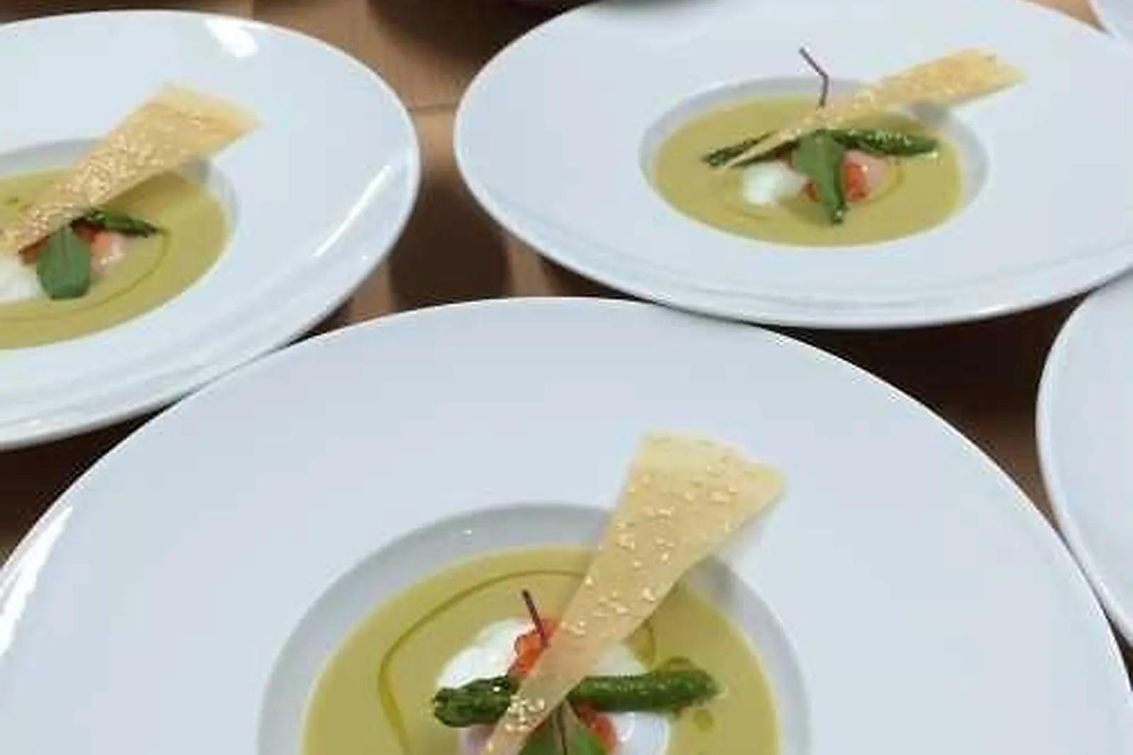 Auvergne-Rhône-Alpes, TRAITEURS - PIERRE BÉNITE (RHÔNE) : BORGEOT TRAITEUR