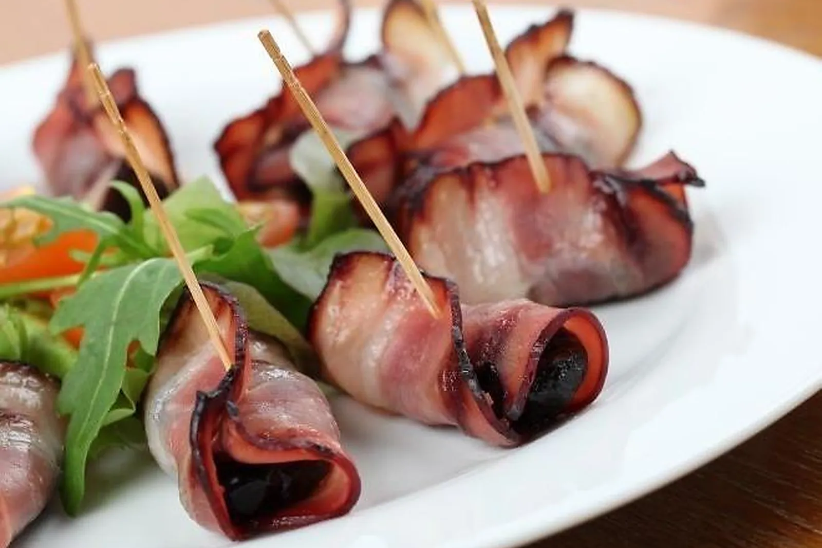 Nord-Pas-de-Calais-Picardie, TRAITEURS - PORQUÉRICOURT (OISE) : FABRIQUE À DÉLICES