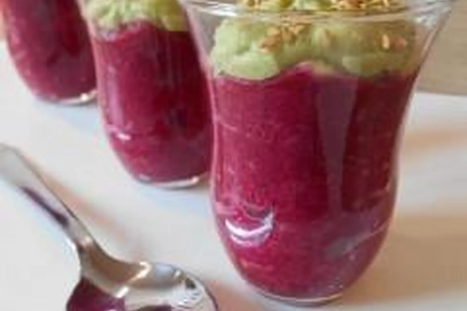 Nord-Pas-de-Calais-Picardie, TRAITEURS - PORQUÉRICOURT (OISE) : FABRIQUE À DÉLICES