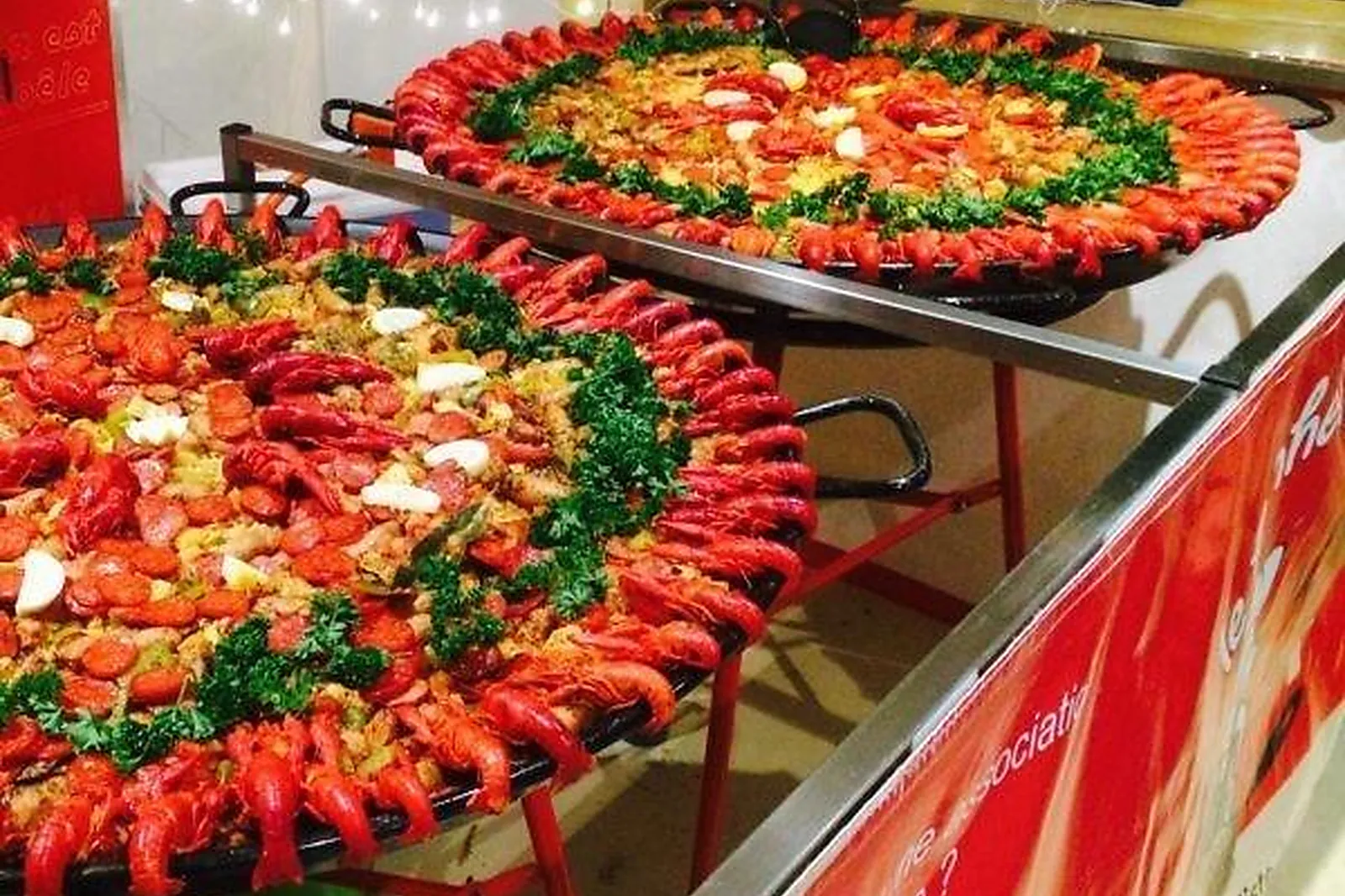 Bretagne, TRAITEURS - RENNES (ILLE-ET-VILAINE) : LE BONHEUR EST DANS LA POÊLE