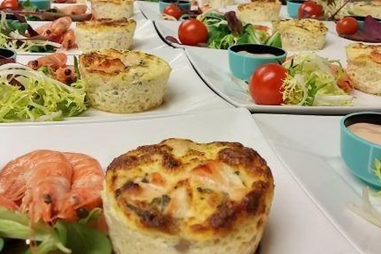 Aquitaine-Limousin-Poitou-Charentes, TRAITEURS - ROQUEFORT (LOT-ET-GARONNE) : LA LICORNE