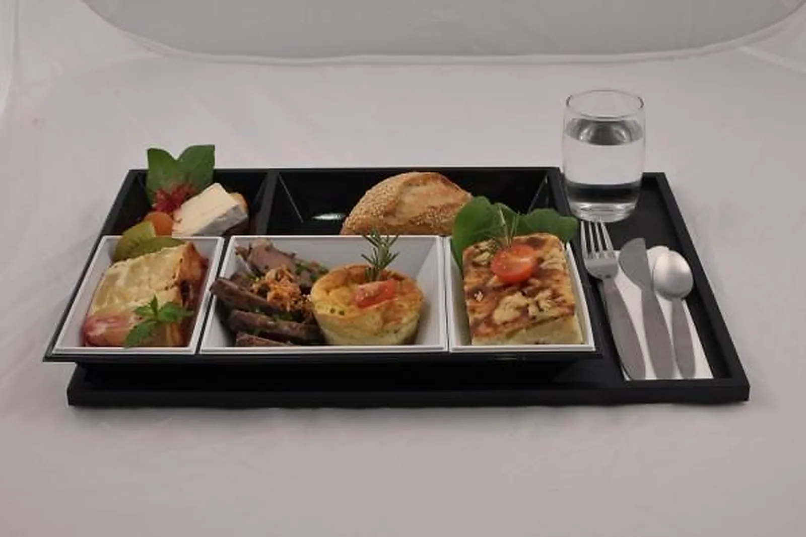 Auvergne-Rhône-Alpes, TRAITEURS - SAINTE CONSORCE (RHÔNE) : TRAITEUR LEA PASSION