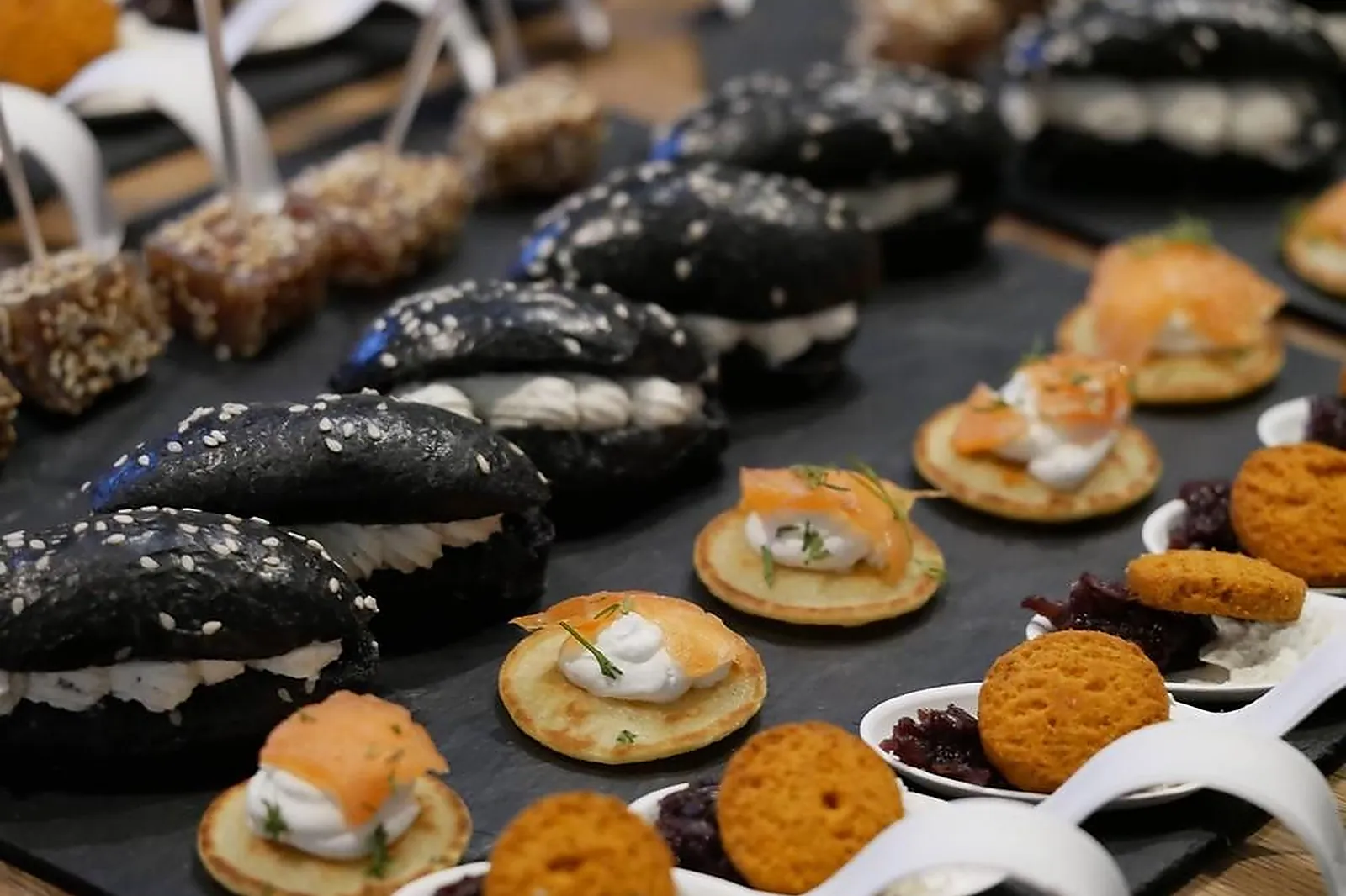 Pays de la Loire, TRAITEURS - SAINTE-LUCE-SUR-LOIRE (LOIRE-ATLANTIQUE) : LE PETIT LUCE