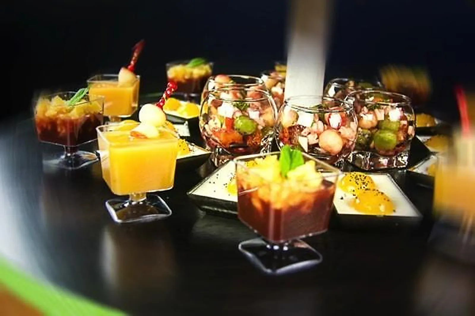 Auvergne-Rhône-Alpes, TRAITEURS - SAINT-ANDRE-LE-GAZ (ISÈRE) : DANSE LES PAPILLES