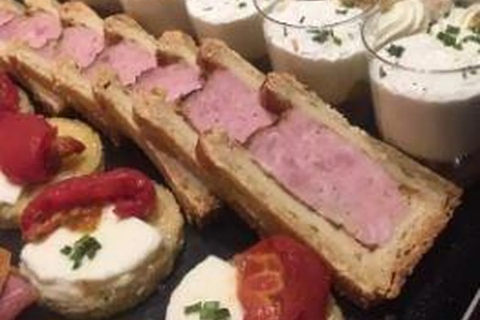 Auvergne-Rhône-Alpes, TRAITEURS - SAINT-ETIENNE (LOIRE) : LE NELSON PATISSERIE