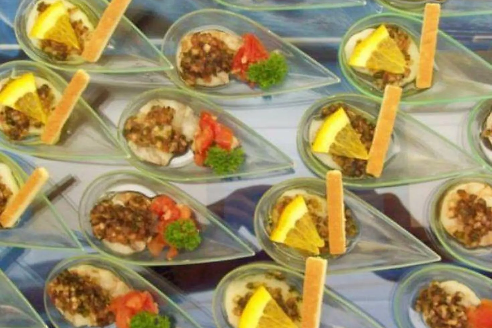 Normandie, TRAITEURS - SAINT-GEORGES-DES-GROSEILLERS (ORNE) : LICHTLÉ TRAITEUR FLERS